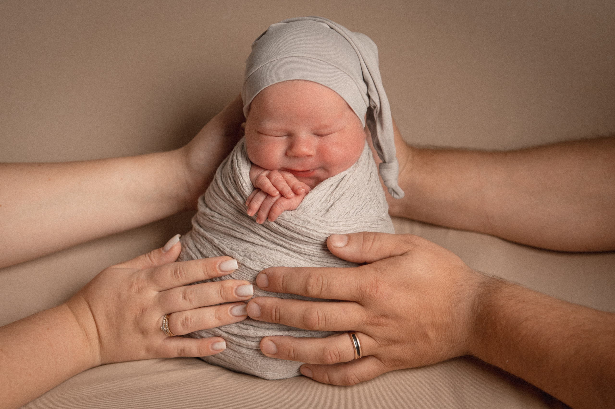 Первые дни. Фотослужба «Малютка» в Наро-Фоминском перинатальном центре — сохраняем главные мгновения семьи и создаём премиальные фотокниги