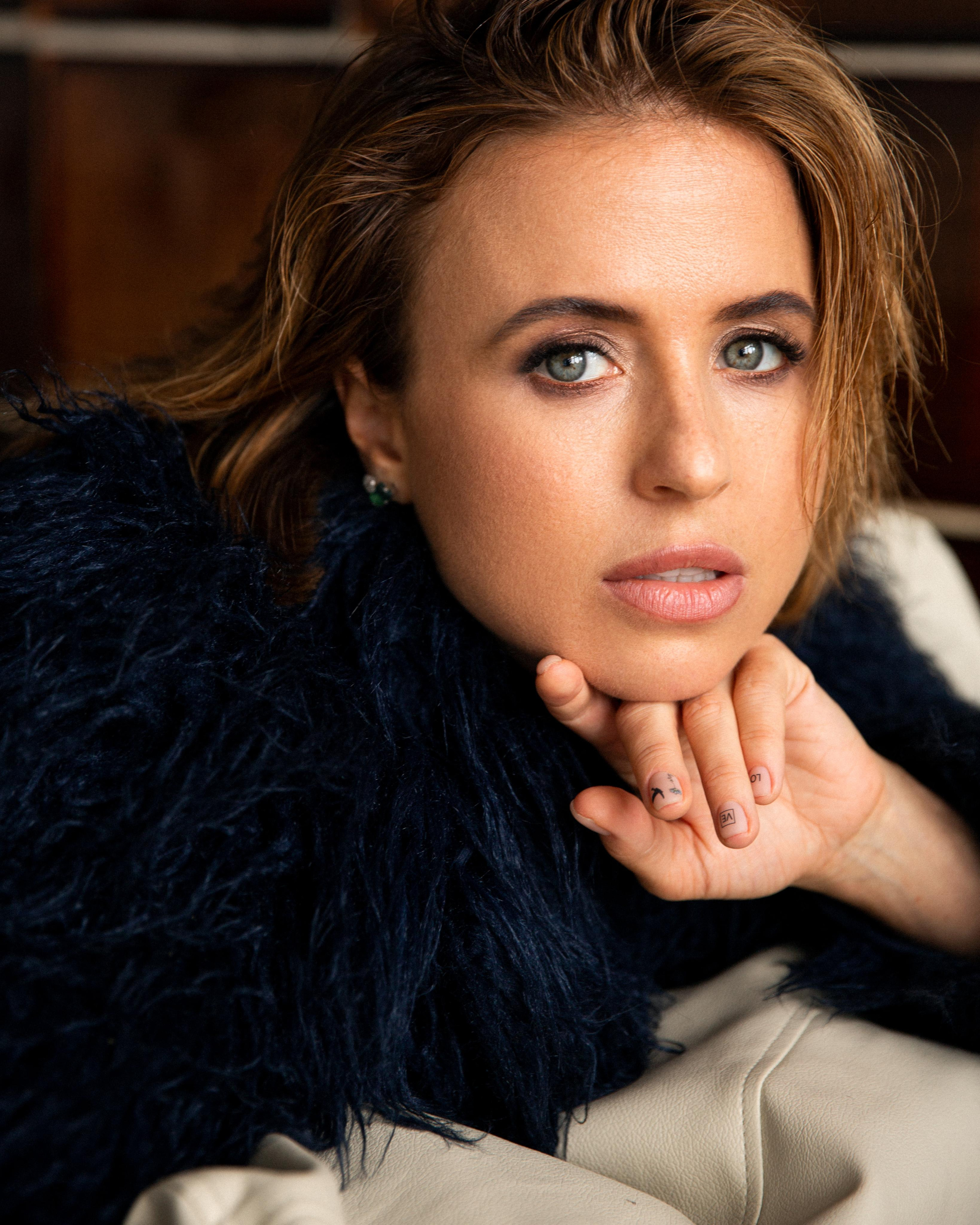 Индивидуальная фотосессия в студии. Портретный фотограф в Москве Виктория Шереметьева