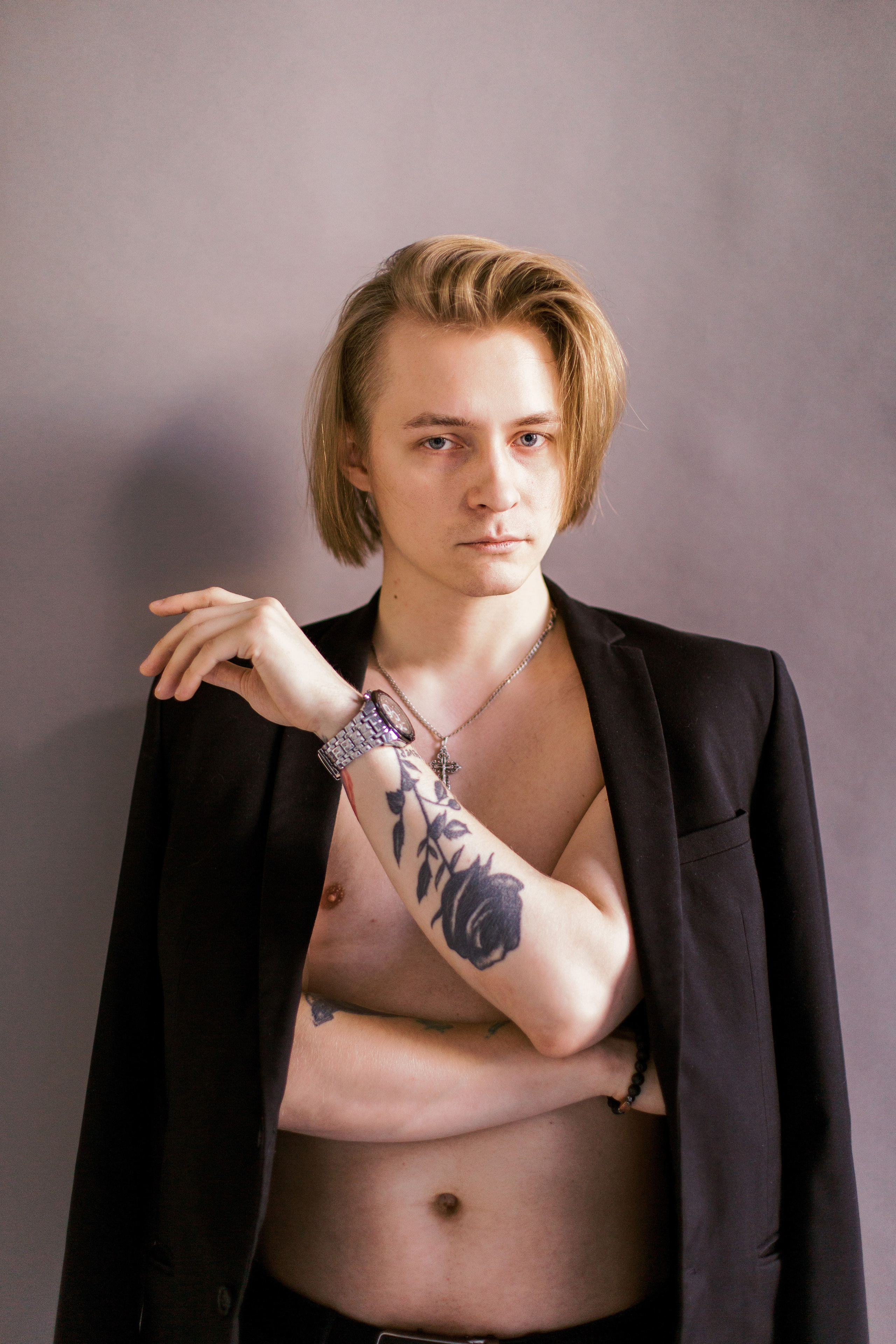 Лавстори в студии. Портреты студия Москва. Модельные тесты. Lovestory студия в Москве. Женсий фотограф