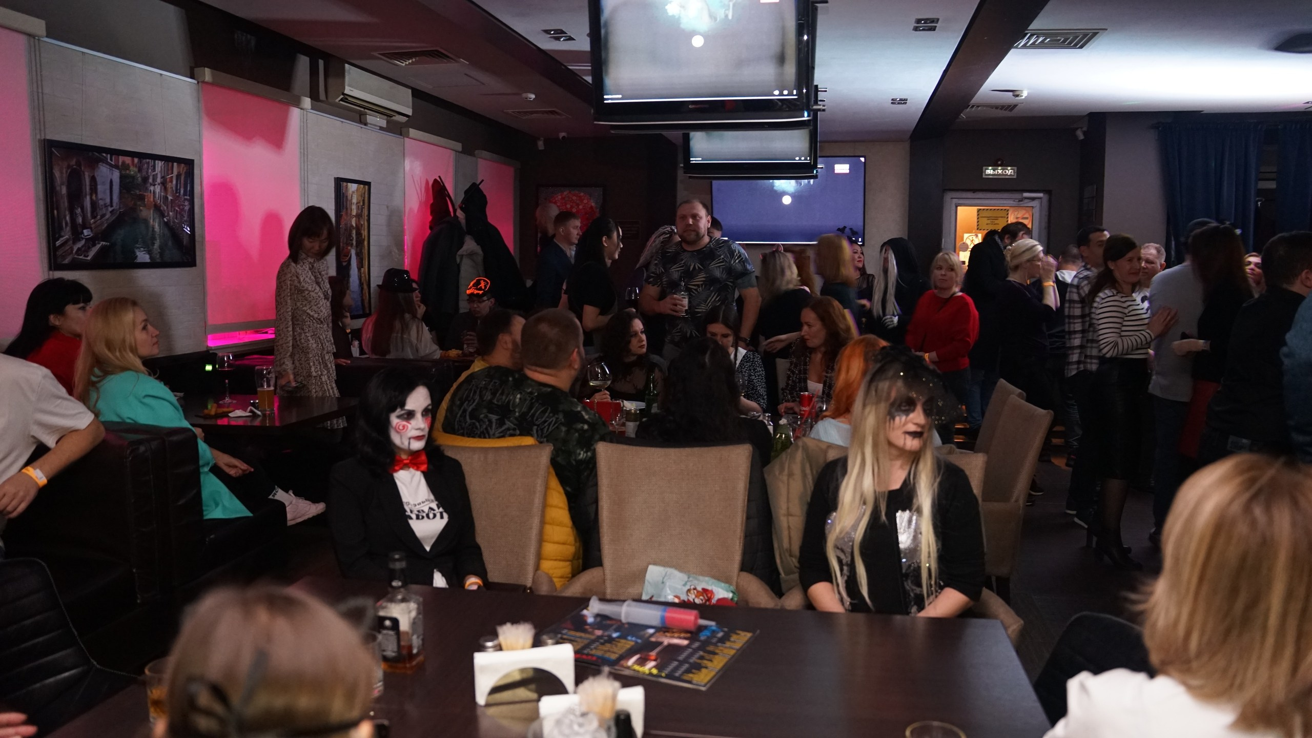 Возвращение зловещих попотрясов. Клубная вечеринка | 28.10.22. Галерея Фантим