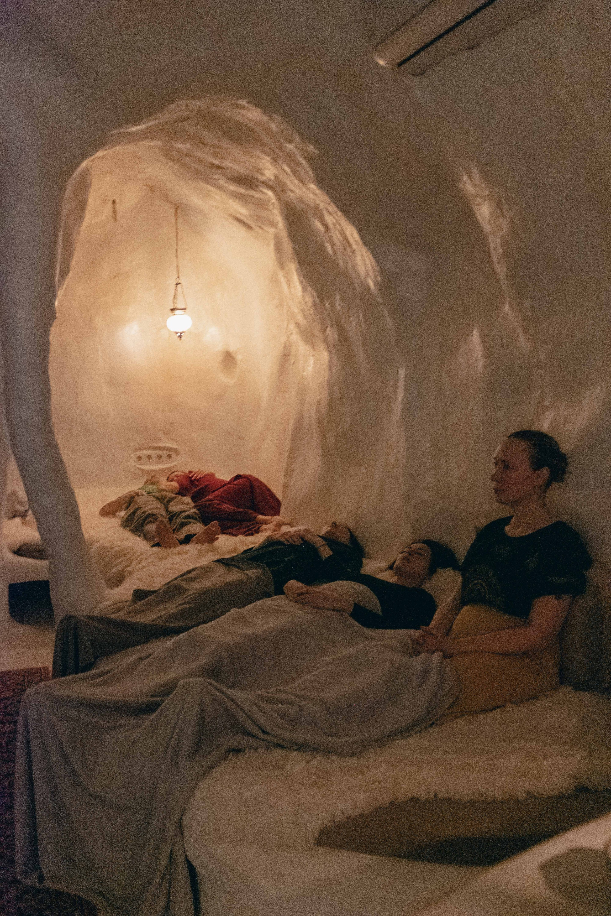 Танцевальное погружение с Кариной Клавихо и Андреем Танзю в Cave. Событийный и тревел фотограф в Москве и по всему миру Мария Салахутдинова
