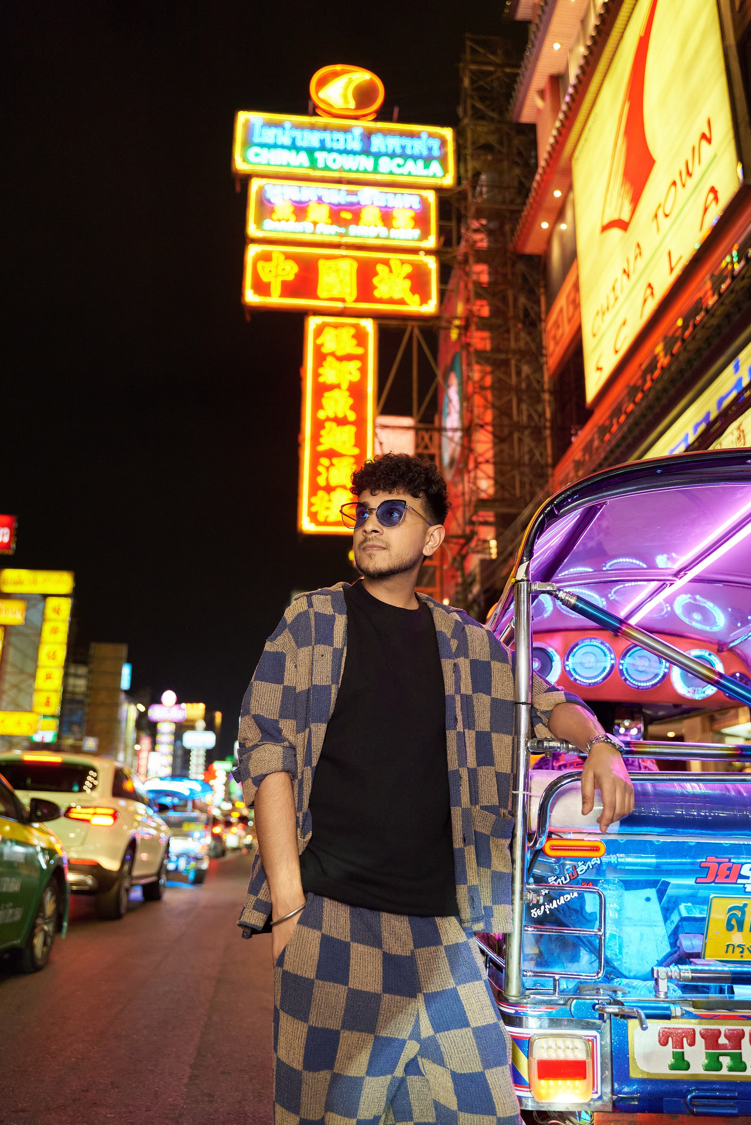 Veekapoor — music artist (Photoshoot in Chinatown). Photographer Bangkok — Pattaya | фотограф Бангкок — Паттайа