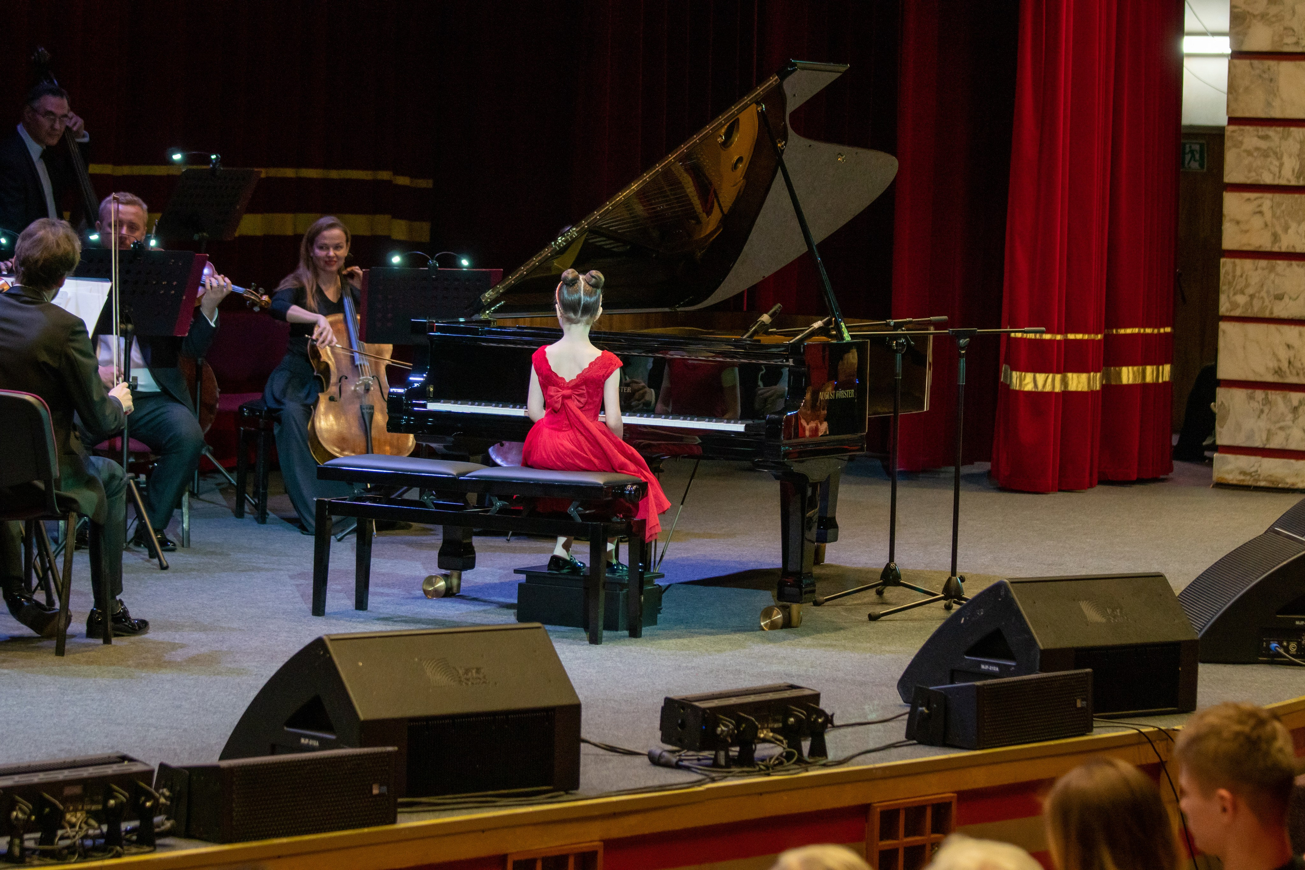 Съёмка концерта Домисольки с оркестром. «Студия DRONAVT`s» — видеосъёмка и фотография г. Москва