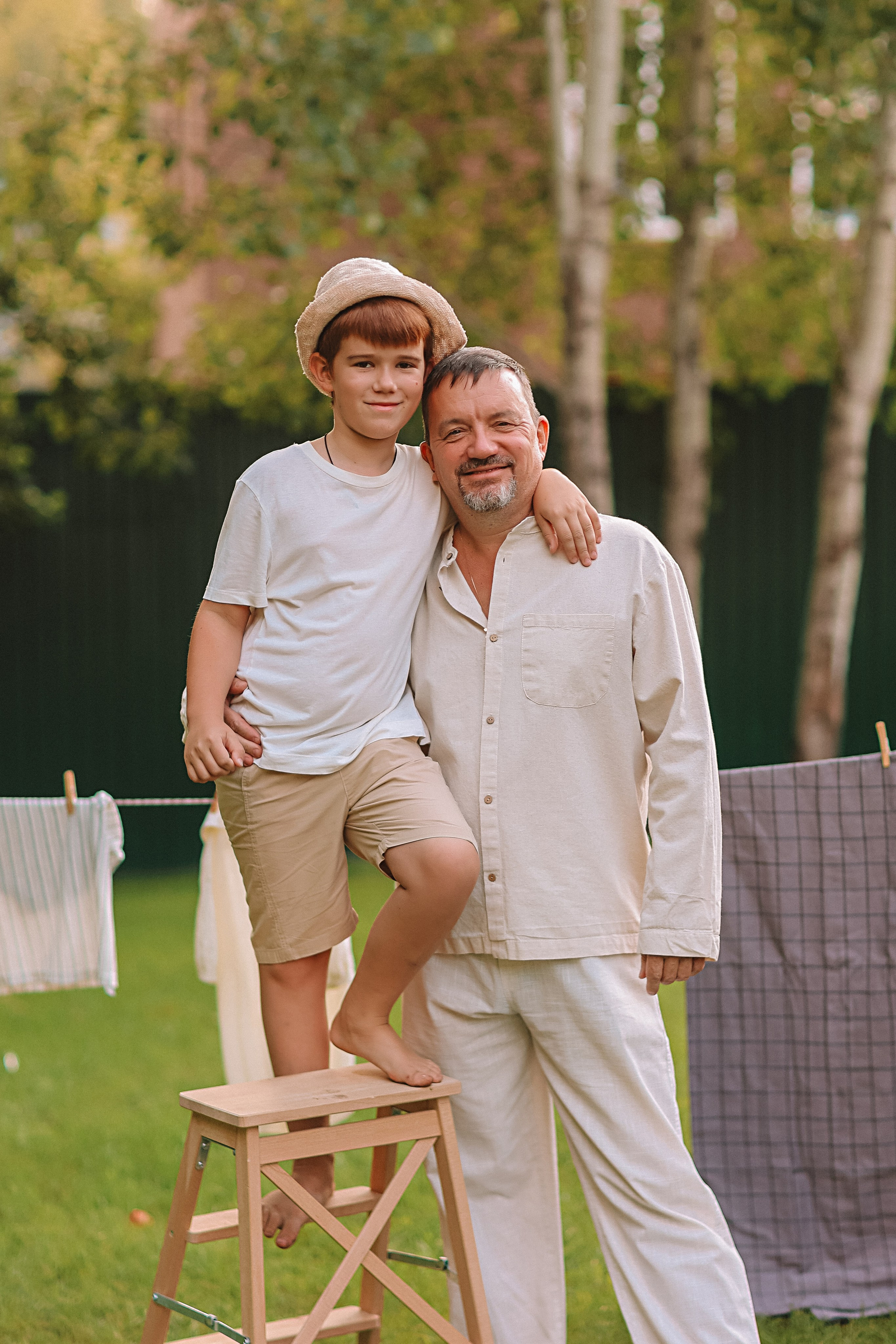 Стирка у дома. Семейный фотограф Тюмень, фотограф на роды Салмина Мария