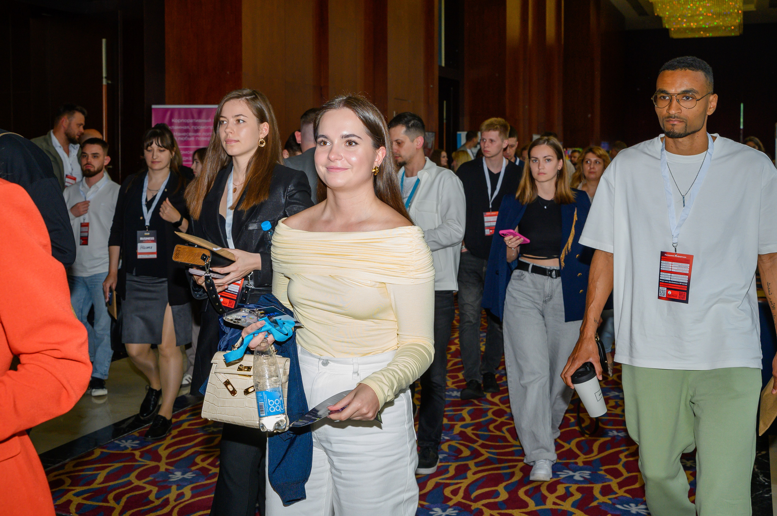 Репортажная съемка с открытия магазина. Фотоуслуги, услуги фотографа, фотографирование важных событий