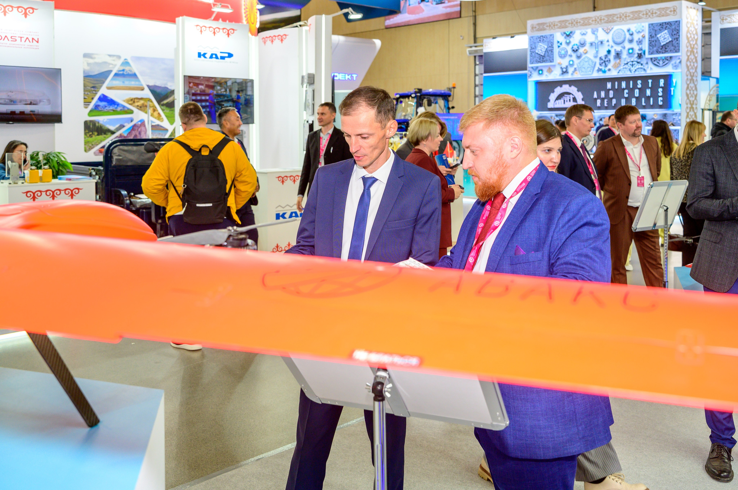 BigindustrialweekBelarus. Фотоуслуги, услуги фотографа, фотографирование важных событий