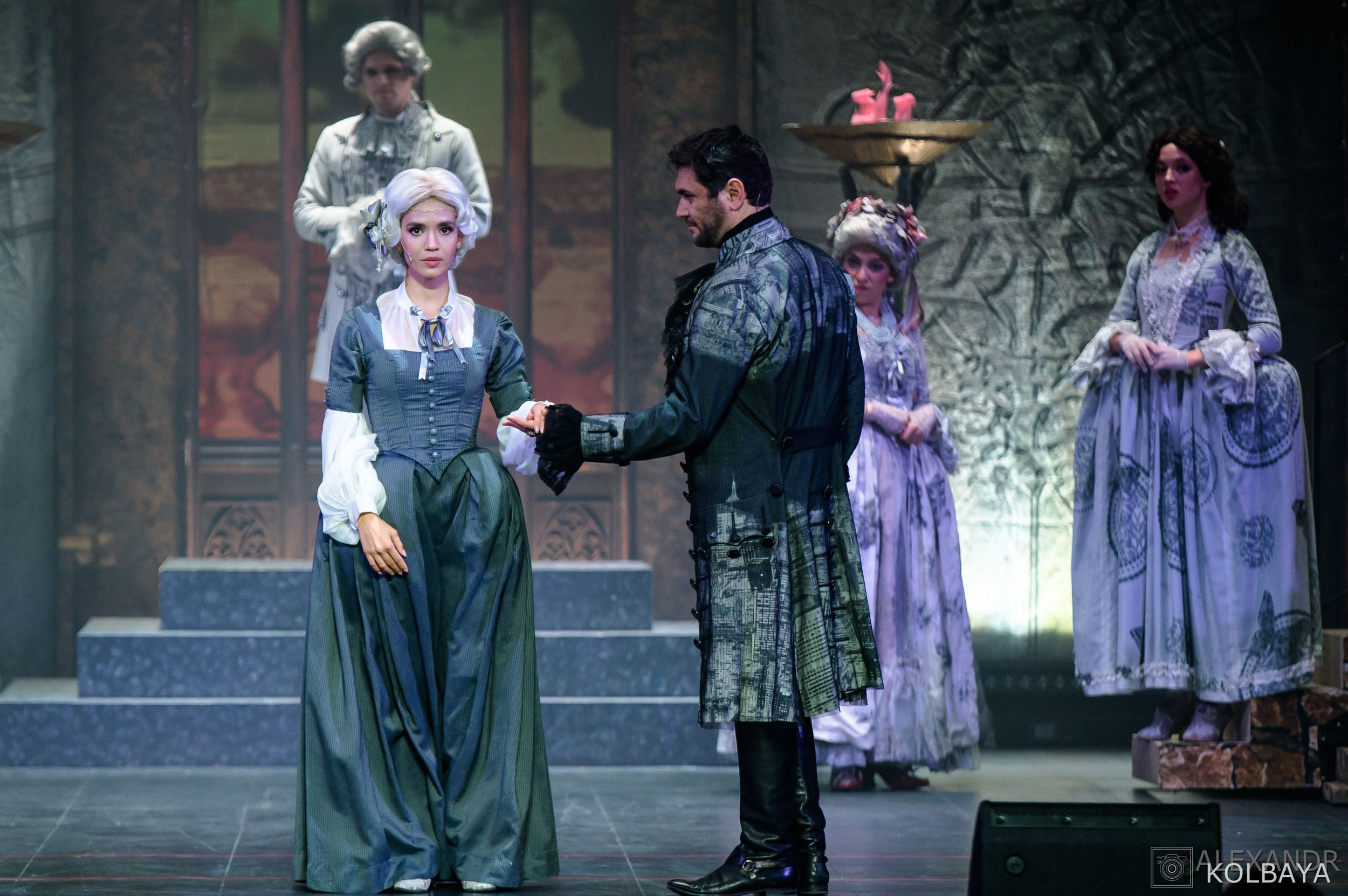 Опасные связи. Концертный и театральный репортажный фотограф в Москве Александр Колбая