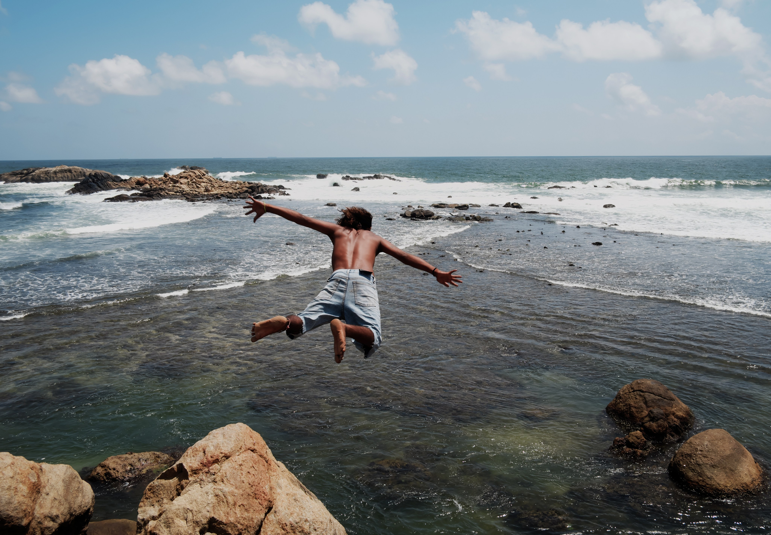 Фотографии для интерьера. Oleg Samoilov is a documentary photographer for brands that value an honest story