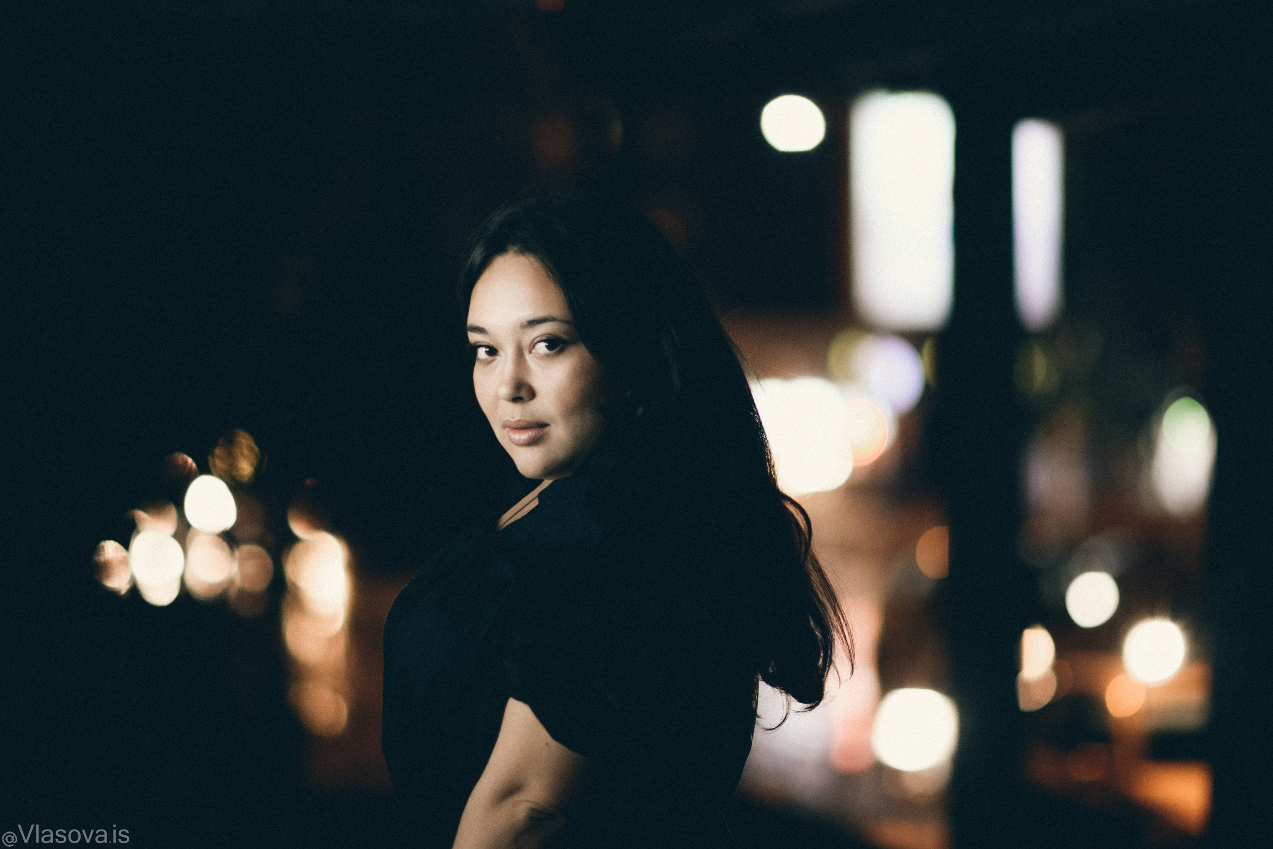 Шерше ля фам (женские портреты улица). Спортивный и портретный фотограф