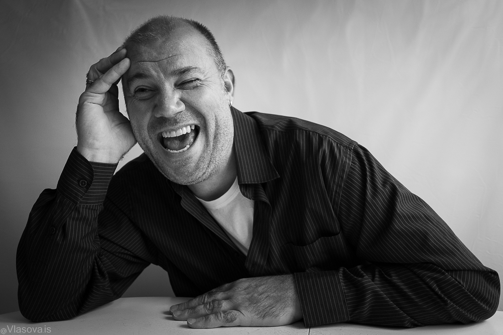 мужской портет с юмором