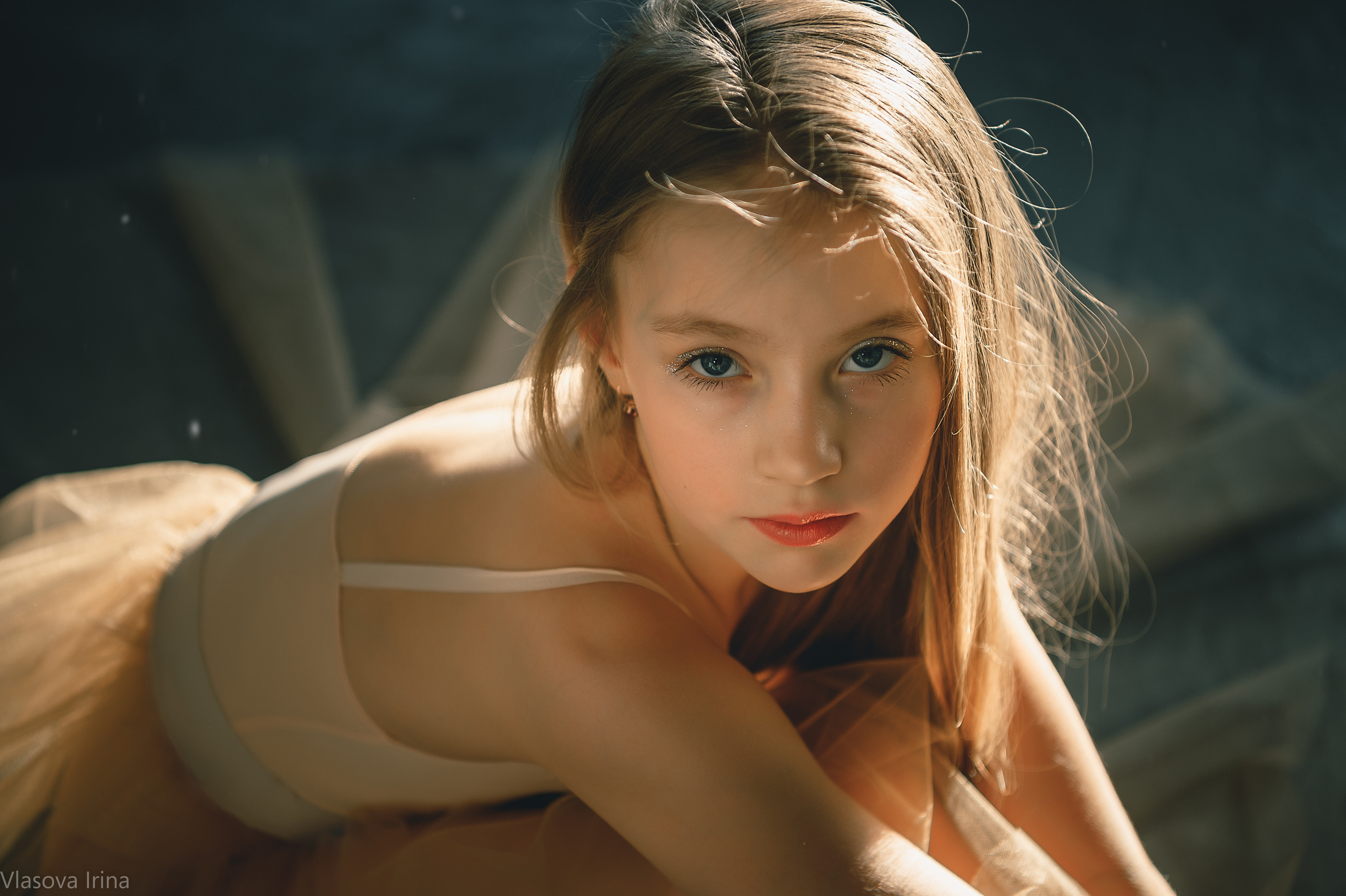 Девичий портрет маленькие артисты (дети 4-8 лет). Спортивный и портретный фотограф