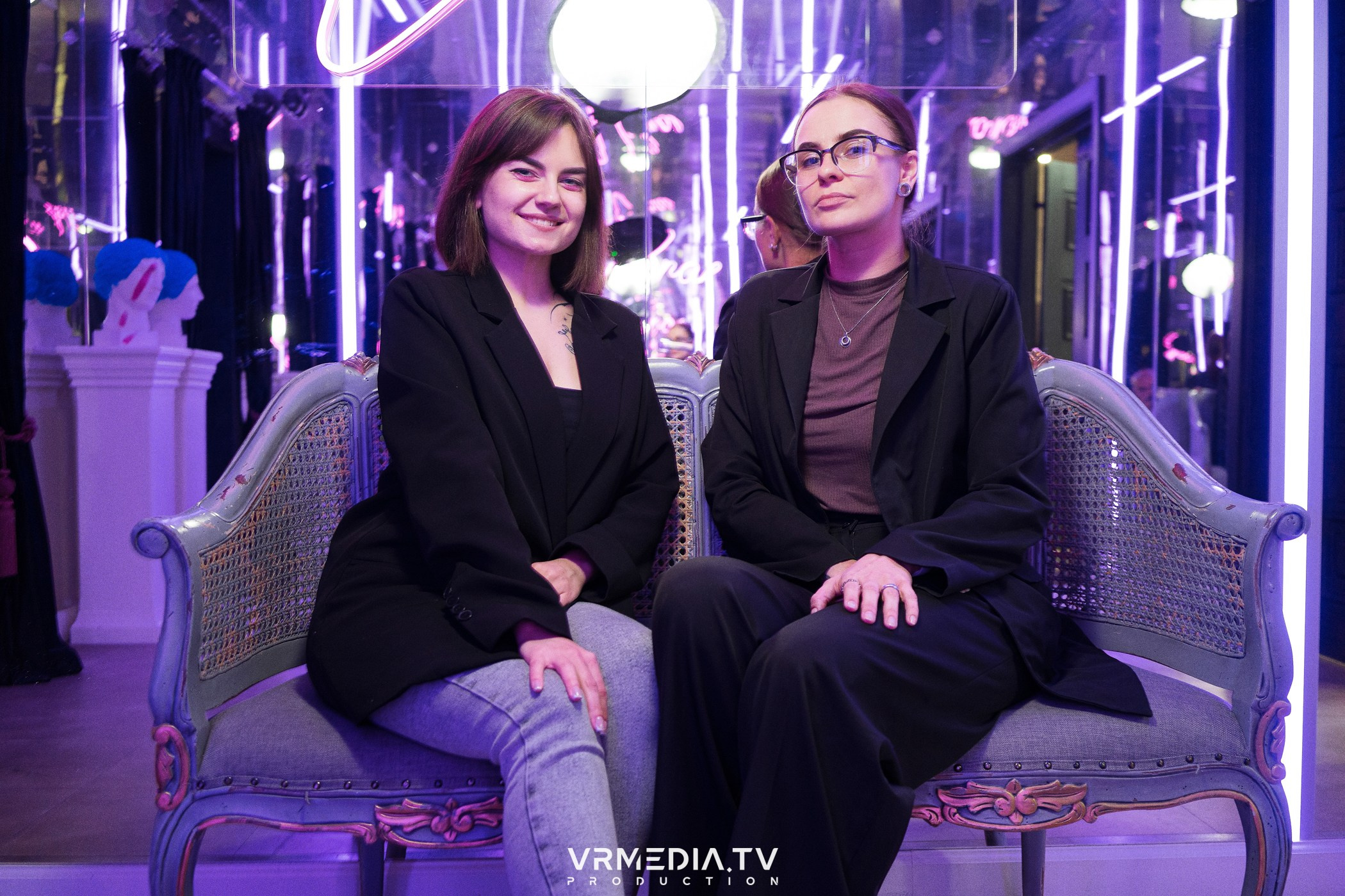 Dance в караоке-баре «Volna»