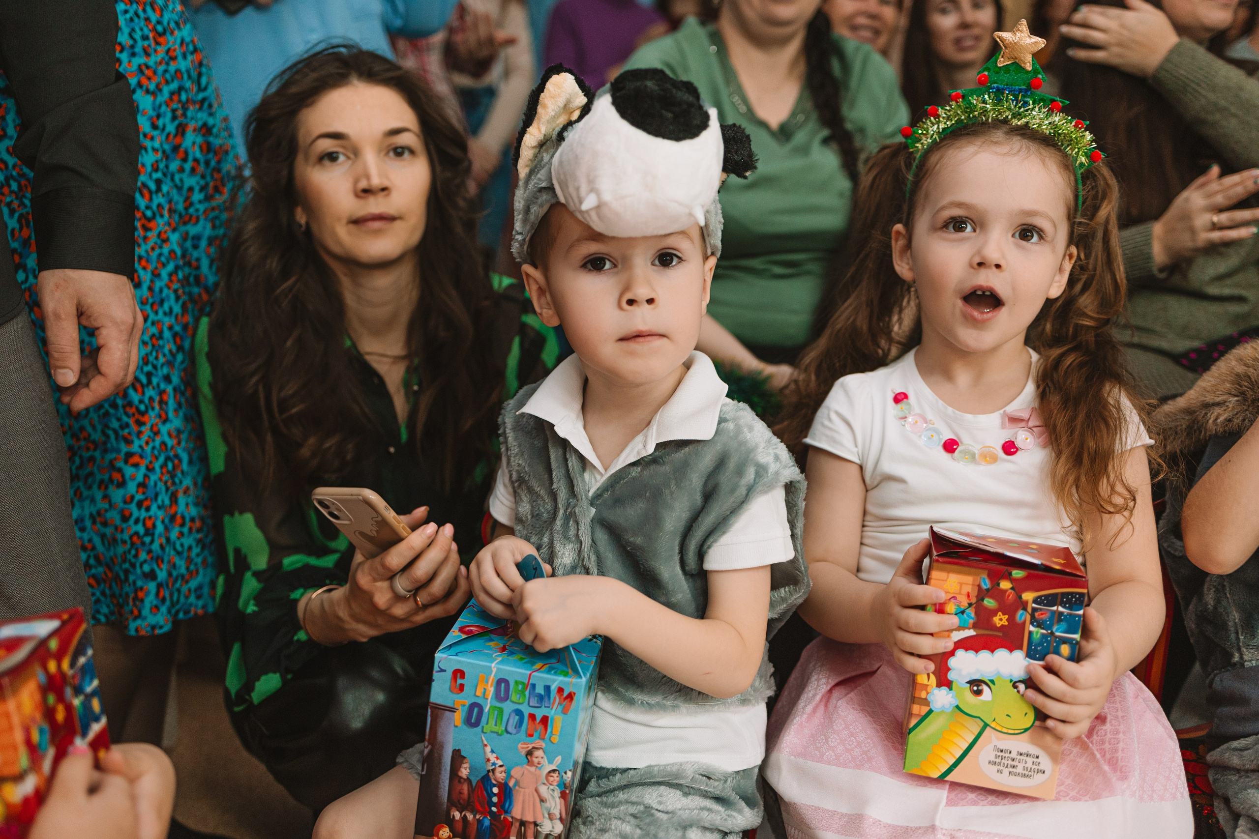 Утренник+портреты. Семейный фотограф Тюмень, фотограф на роды Салмина Мария