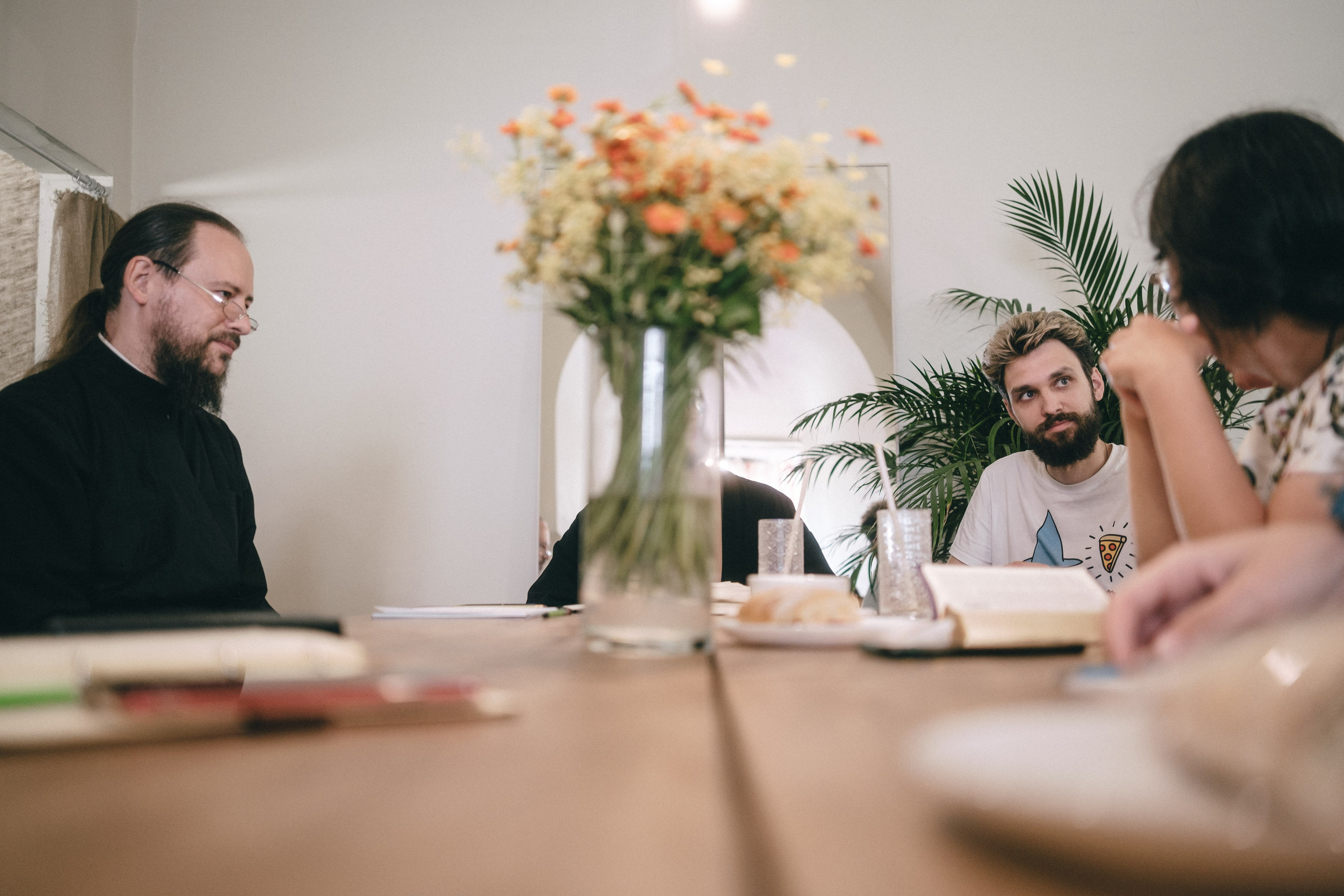 Библейский завтрак 04.06.2024. Фотограф в Москве Максим Скоробогатов
