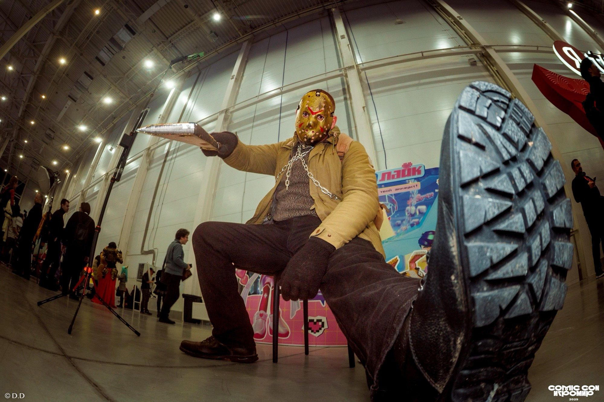 Comic Con Игромир 2025. Различные мероприятия и просто фотографии людей