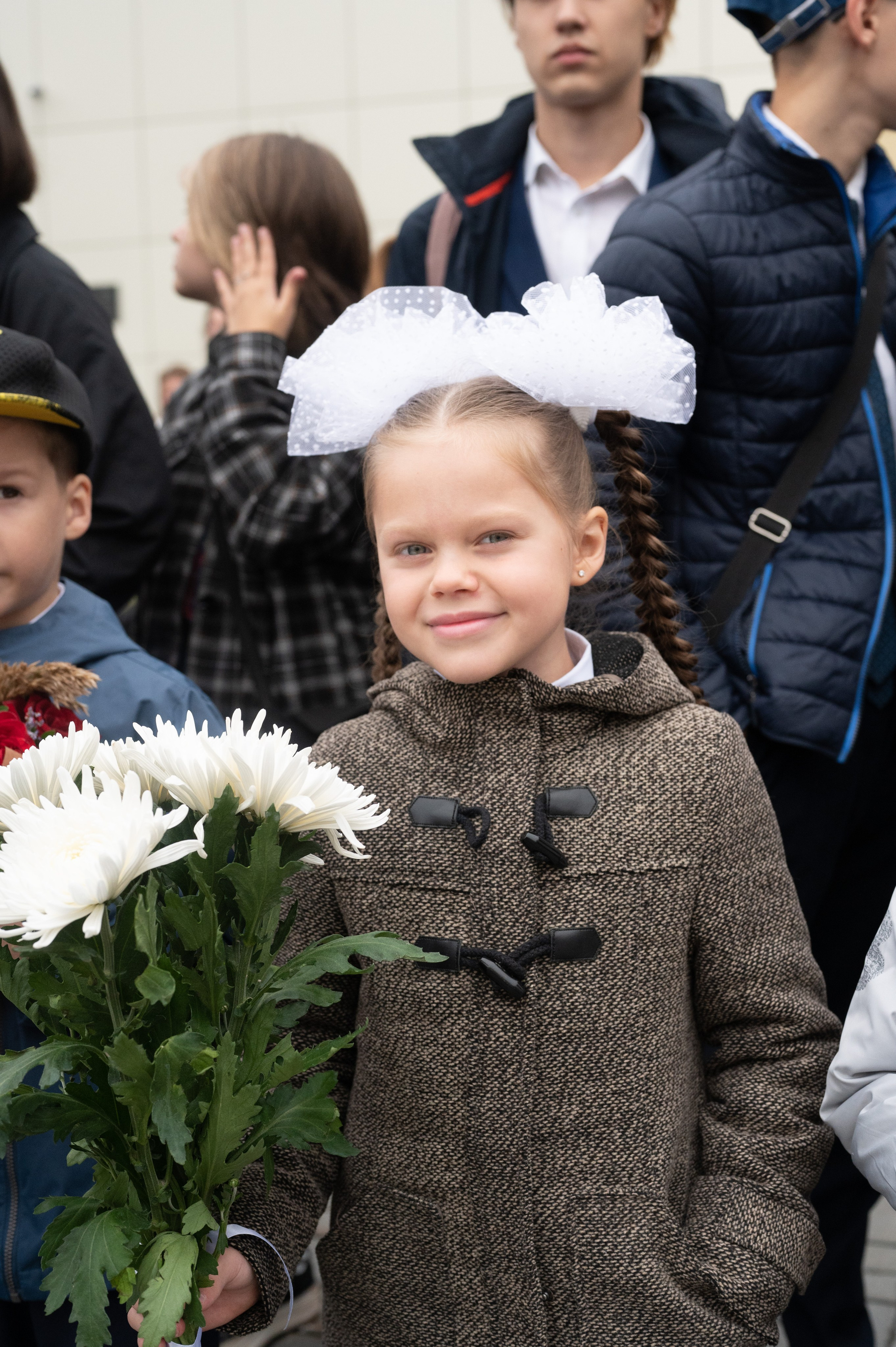 1 сентября 1 К 16 гимназия репортаж, линейка +в классе. Фотограф новорожденных, семейный детский в Тюмени Татьяна Морозова