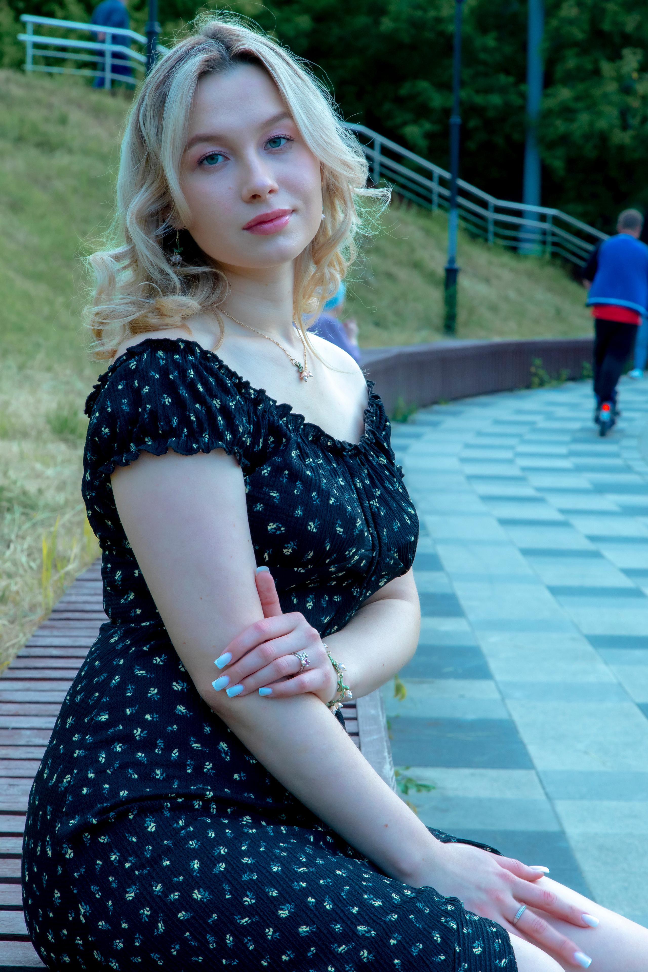 Портреты с прогулки. Свадьбы, портретная, предметная съемка. Фотограф Александр К