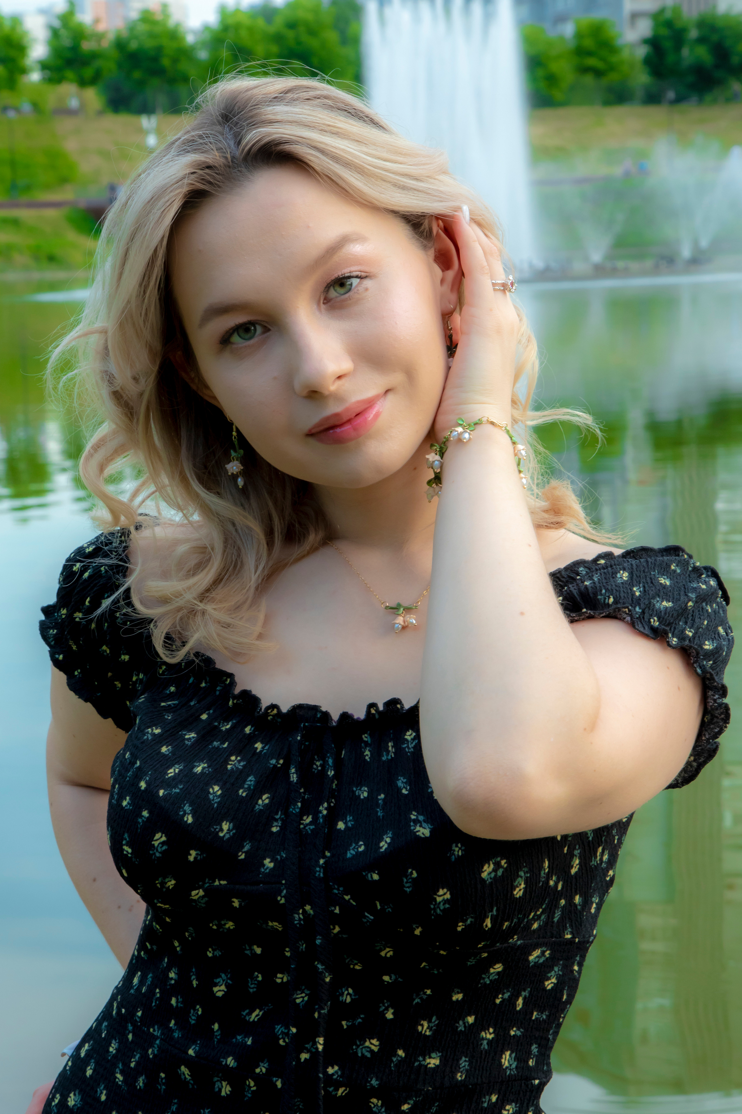 Портреты с прогулки. Свадьбы, портретная, предметная съемка. Фотограф Александр К