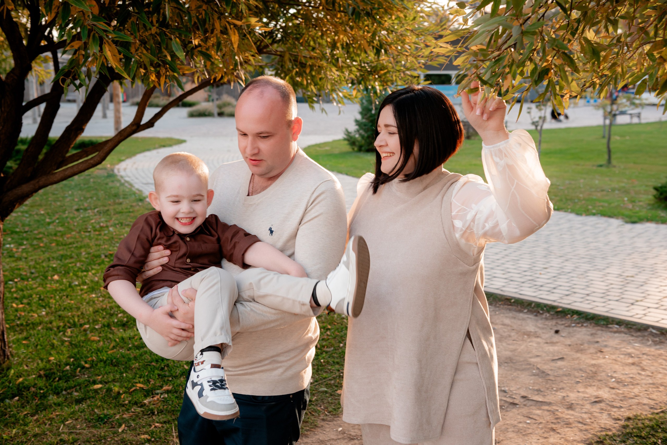 Семья в ЦПКиО. Фотограф в Волгограде и Волжском Александр Горбань