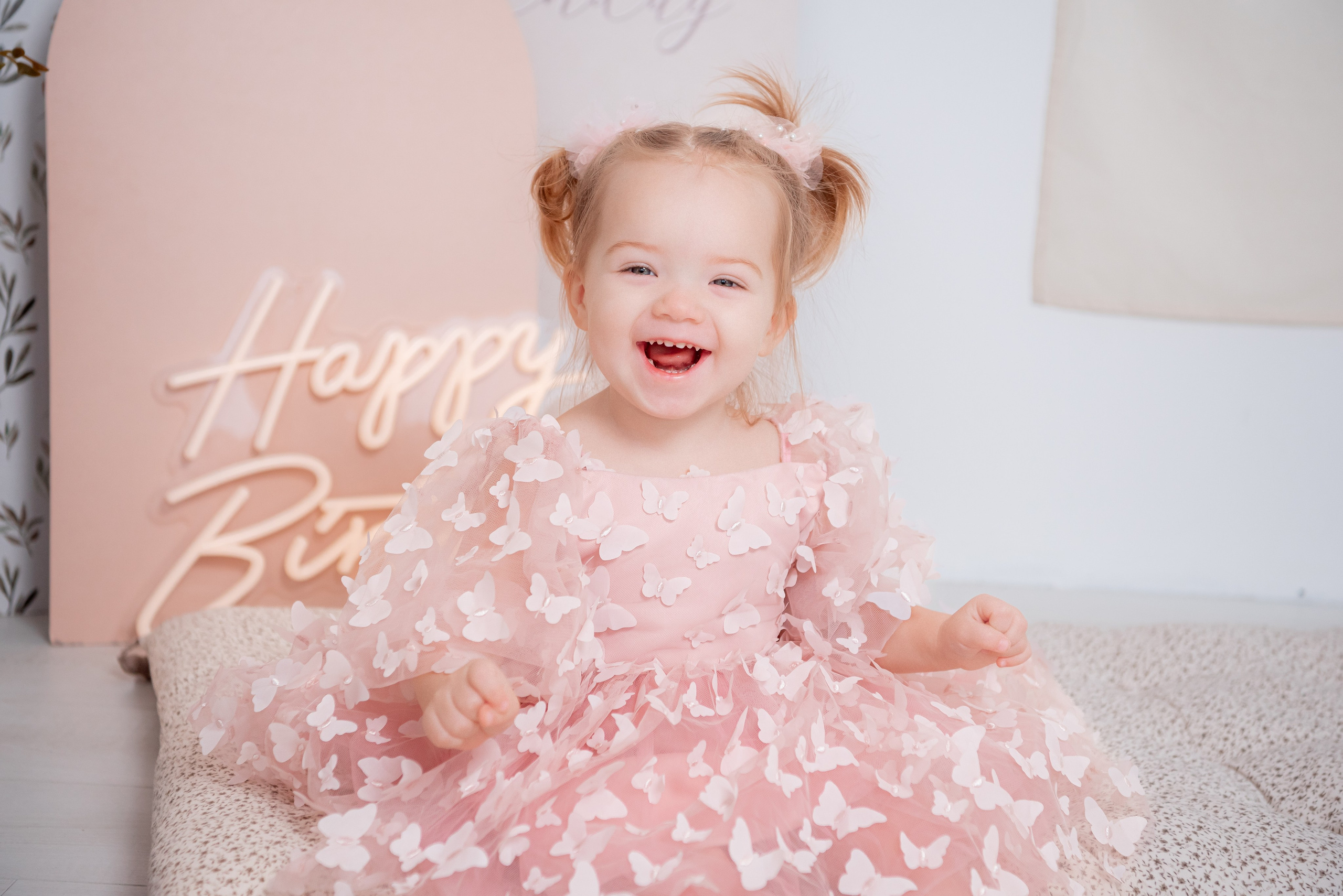 Новогодняя семейная фотосессия. Студия Скандибек