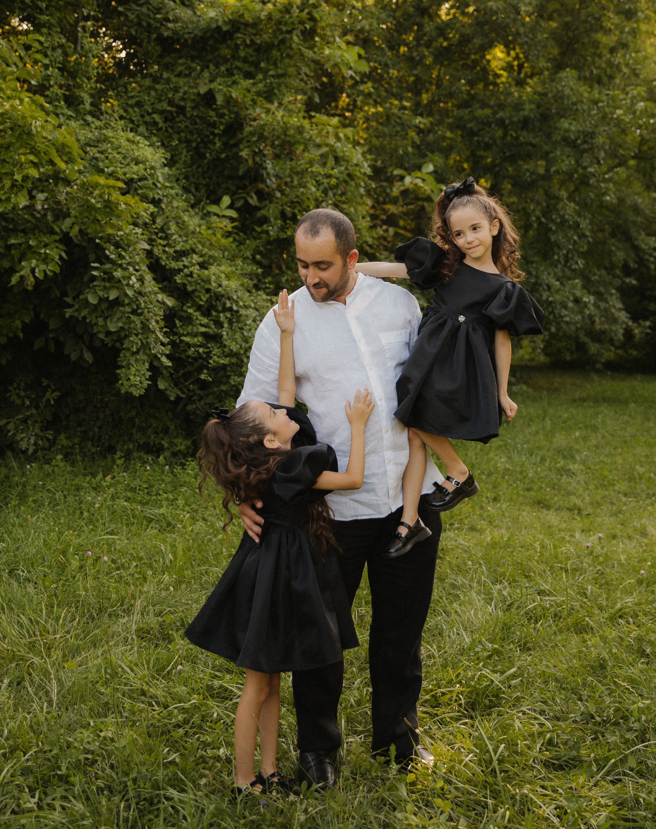 Семейная съёмка на закате в ботаническом саду. Фотограф в Краснодаре и Краснодарском крае