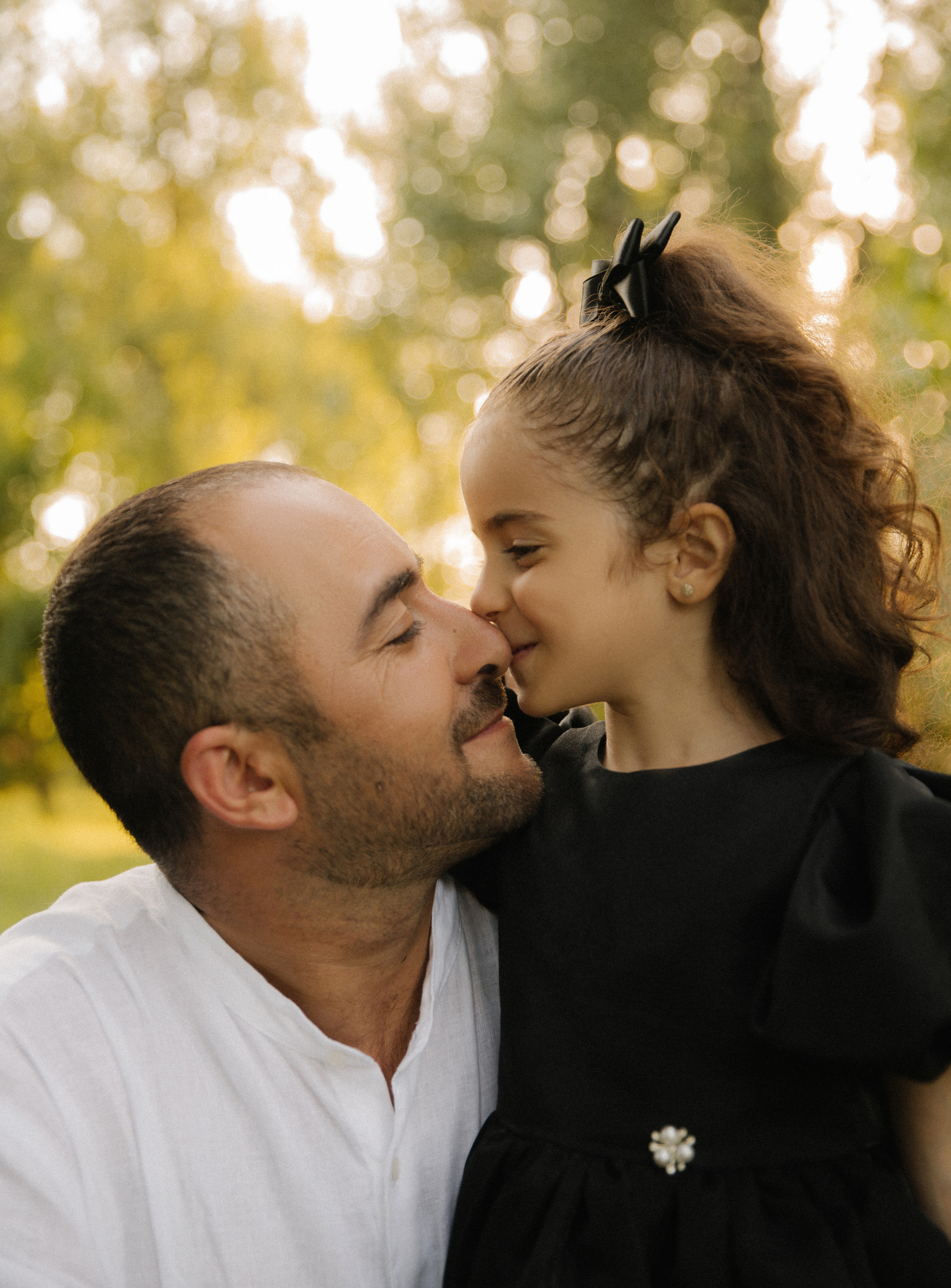 Семейная съёмка на закате в ботаническом саду. Фотограф в Краснодаре и Краснодарском крае