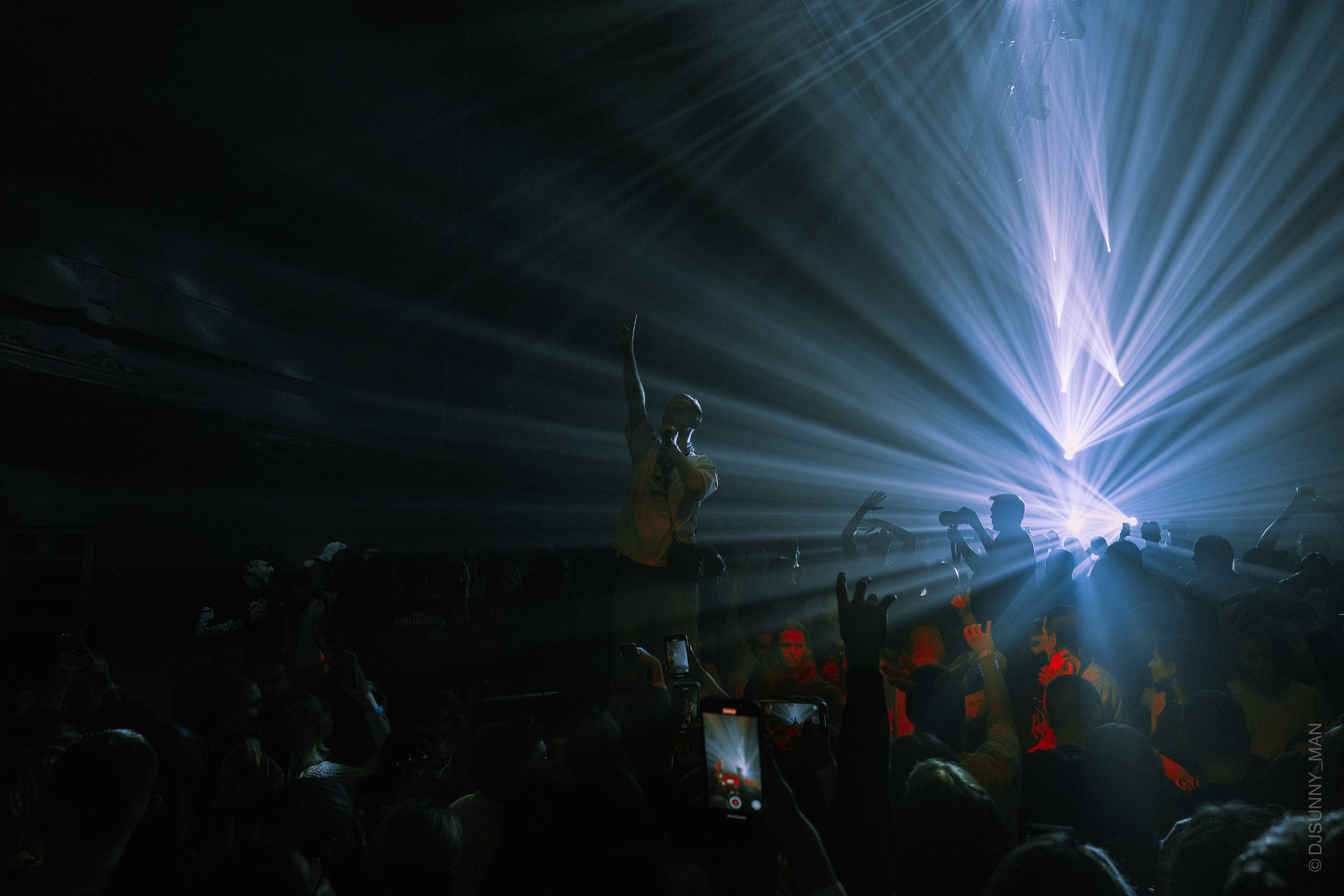 Metro Gorkovskaya ЦЕХ. Sunnyman