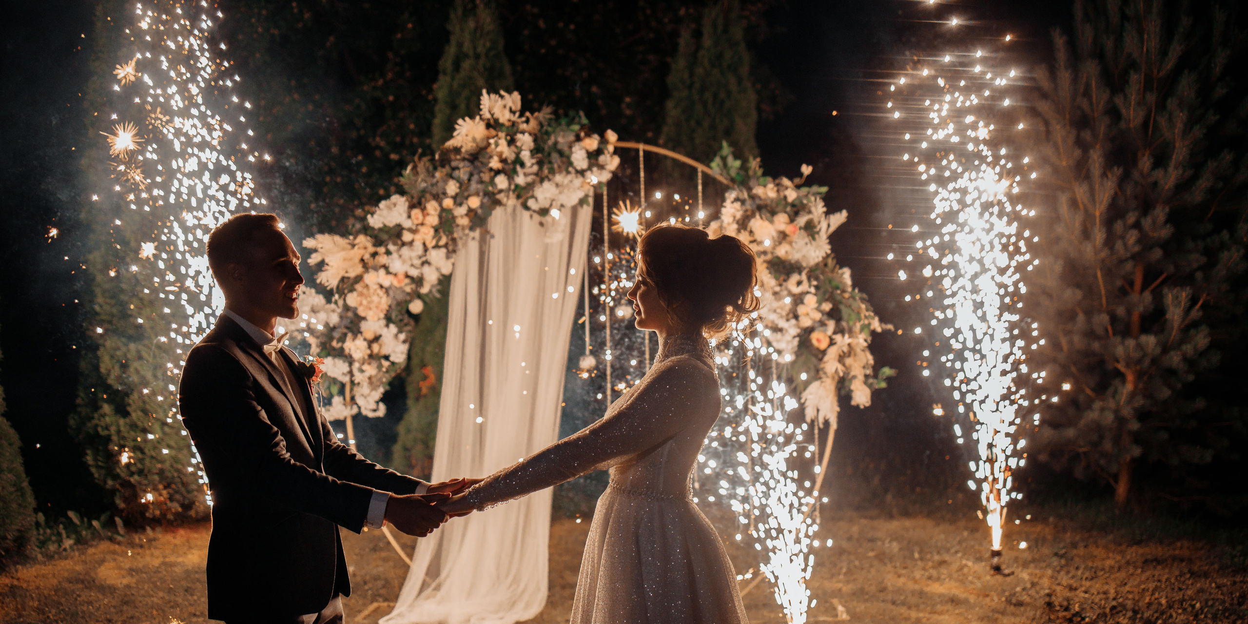 Свадебная прогулка в Высоком Смоленск. Фотограф Денис Вашкевич. Свадебный фотограф Вашкевич Денис