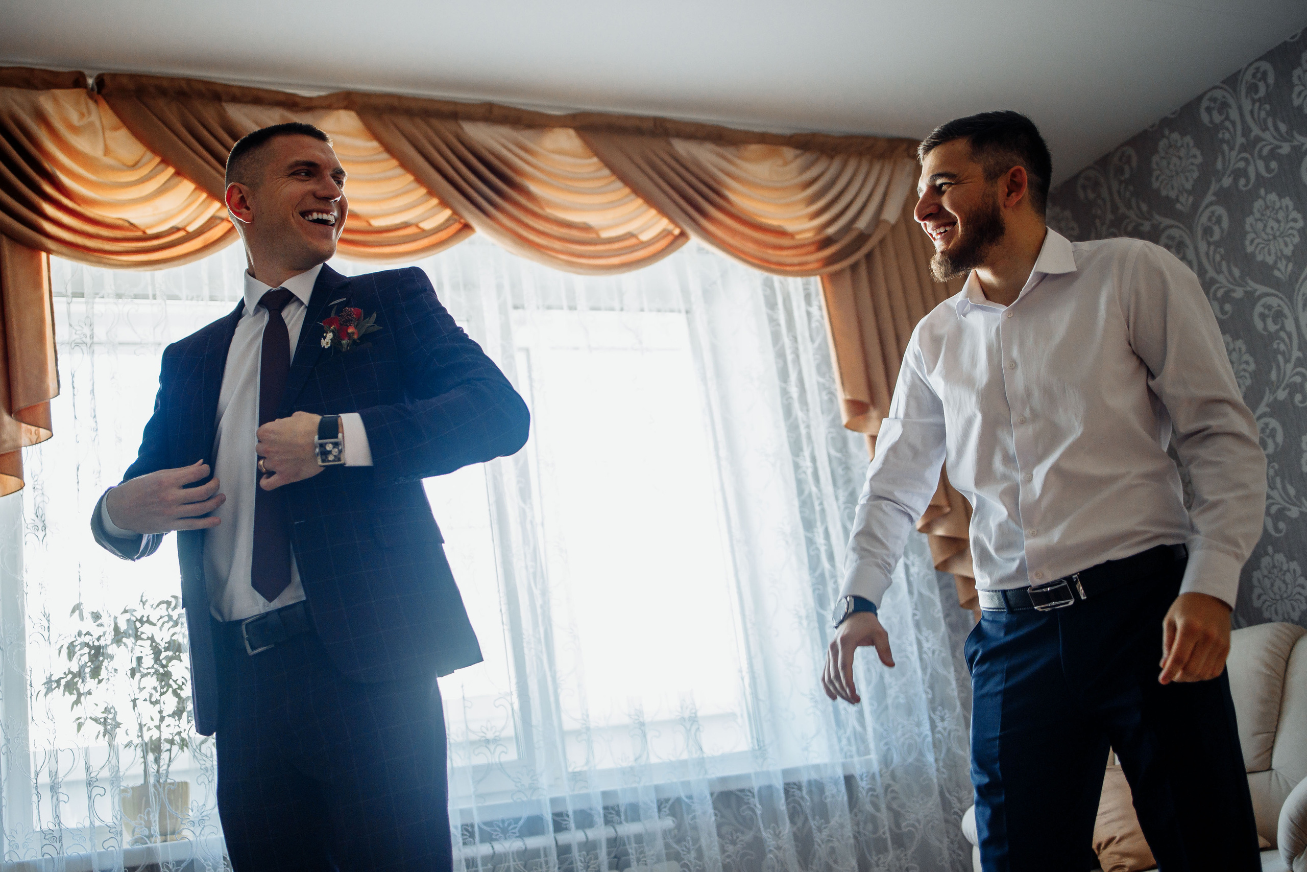 Свадебная прогулка. Свадебный фотограф Вашкевич Денис