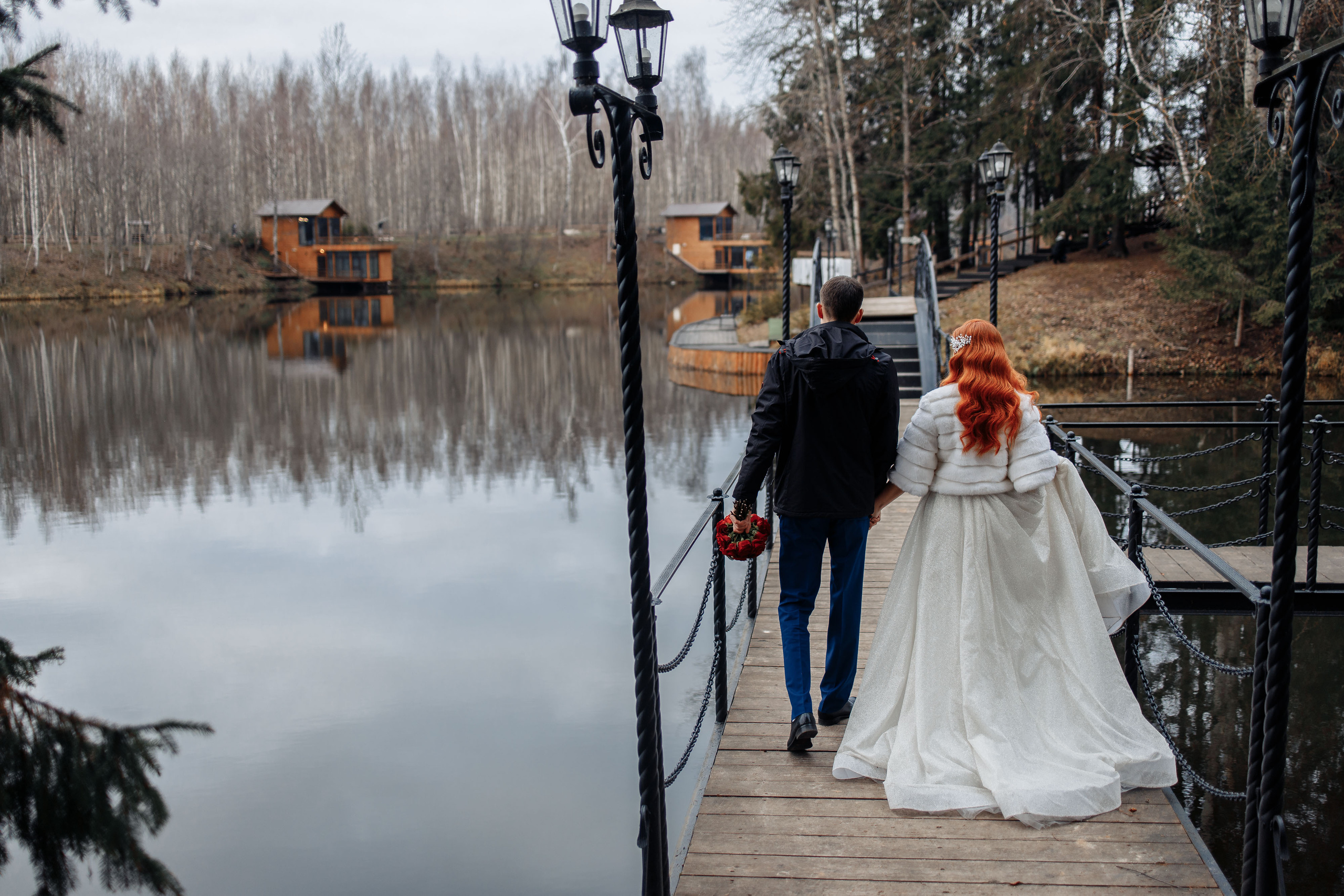 Свадебная прогулка в Смоленске. Свадебный фотограф Вашкевич Денис