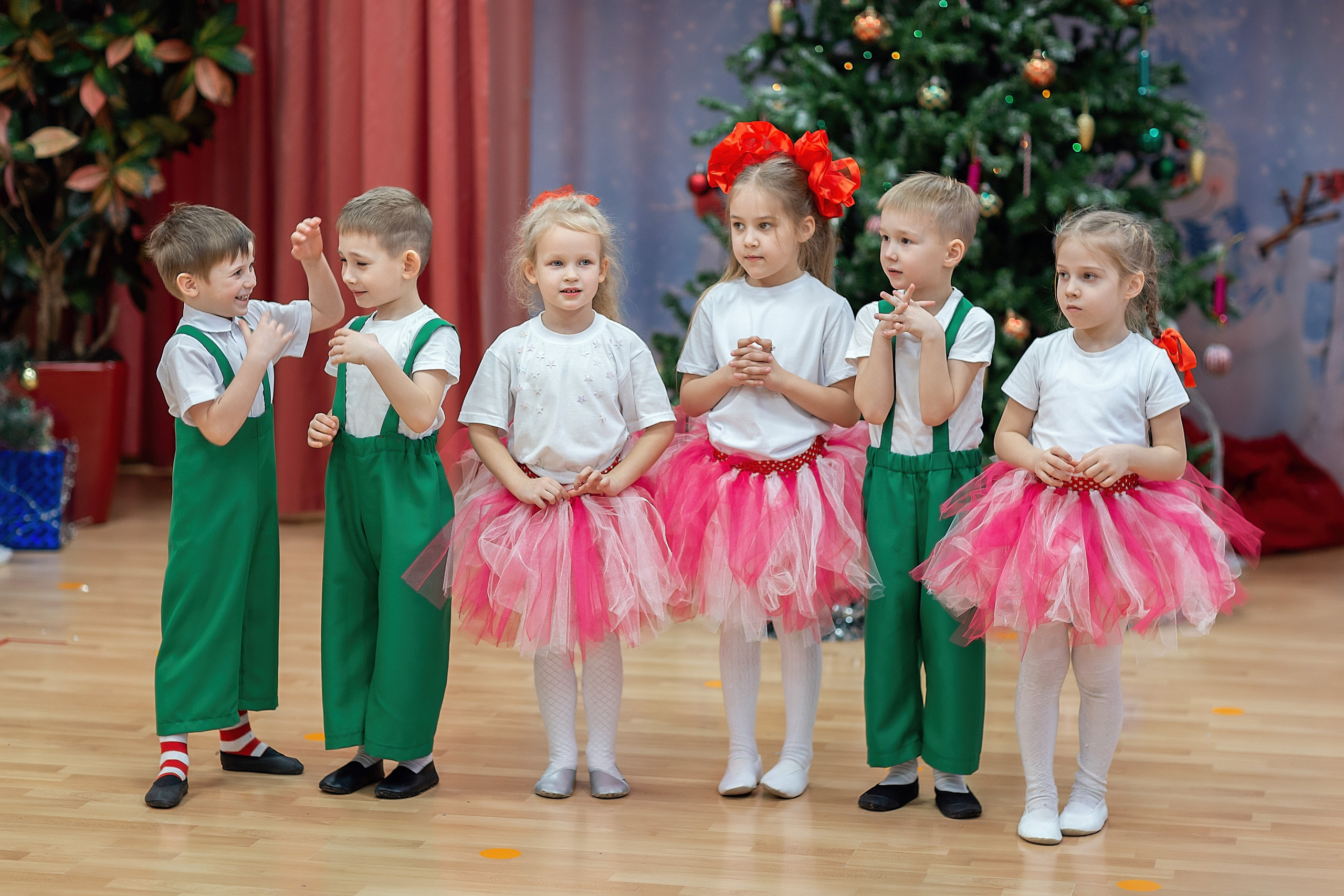 Утренник_"Карамельная фабрика» 2024. Семейный фотограф в Санкт-Петербурге