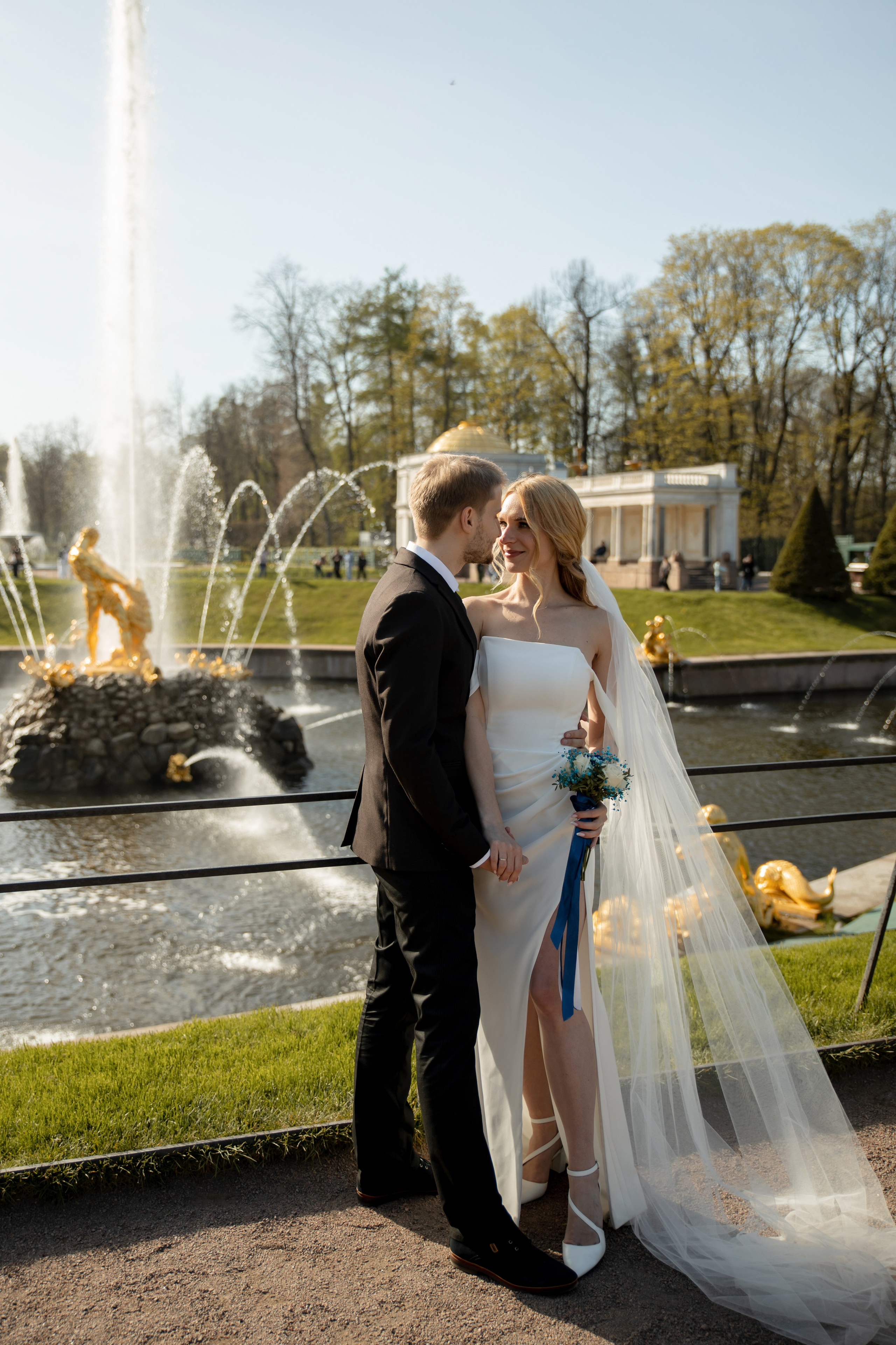 Петергоф / ЗАГС + прогулка. Свадебный и семейный фотограф в Москве Диана Левченко