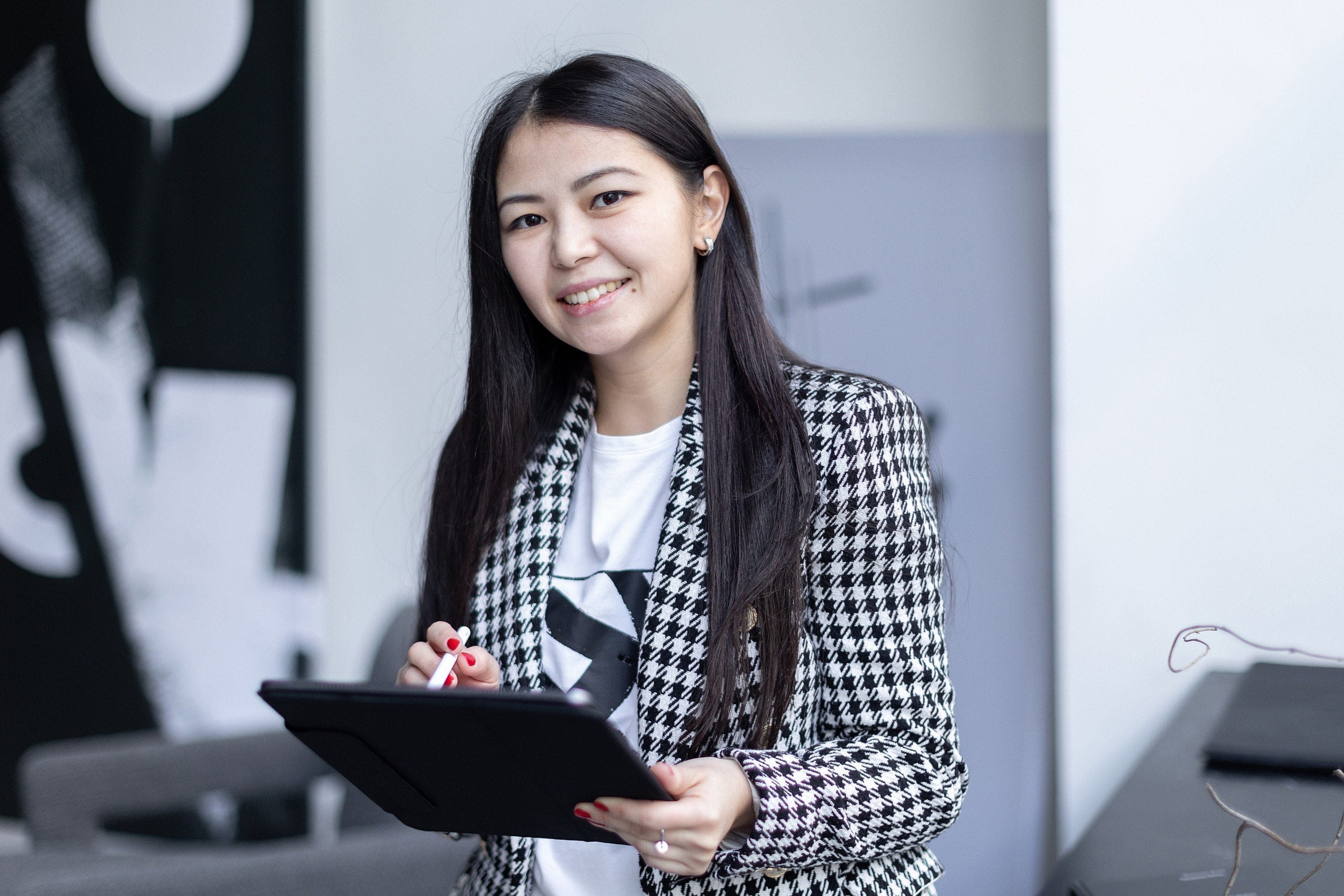 Веб-дизайнер. Свадебный и семейный фотограф