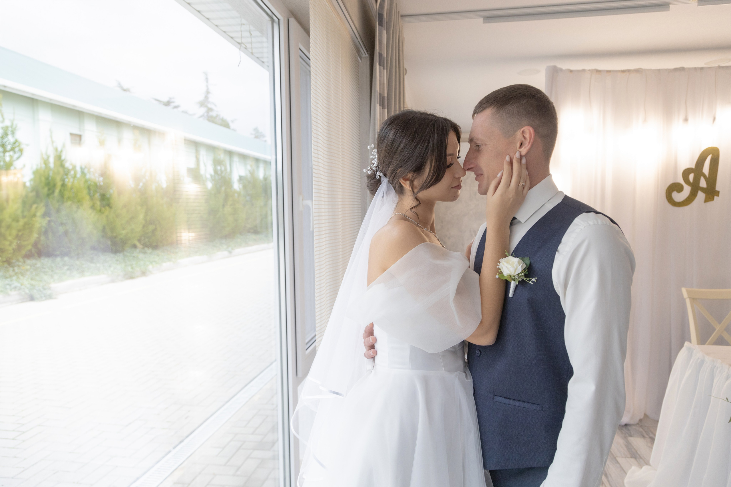 Свадебная съемка в Крыму. Свадебный фотограф в Симферополе (Крым) Валерия Воловидник