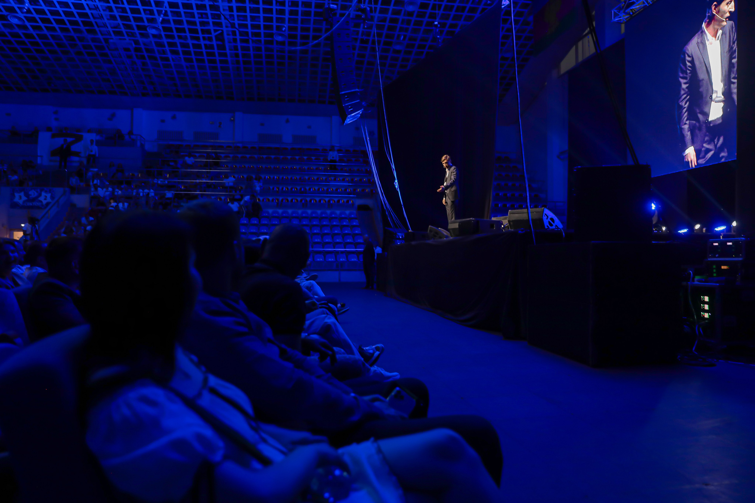 «ПАВЕЛ ВОЛЯ STAND-UP». Photographer Viktoriya Markushina «My world throug»