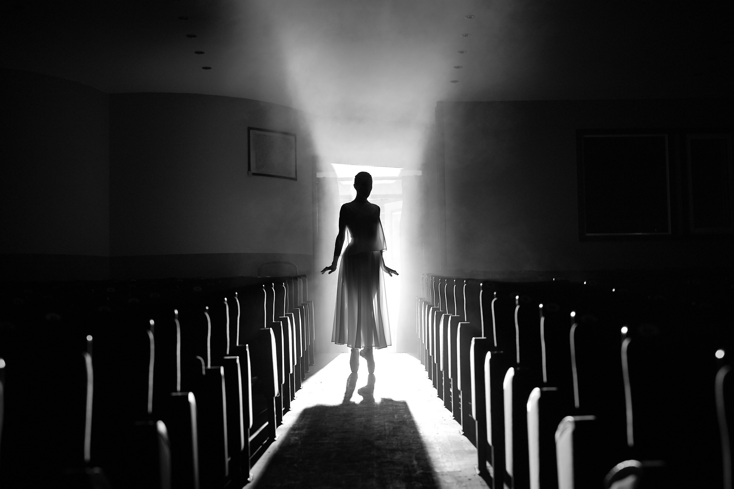 Photographer for business Mikhail Semenov. Aqua photo studio, photo school