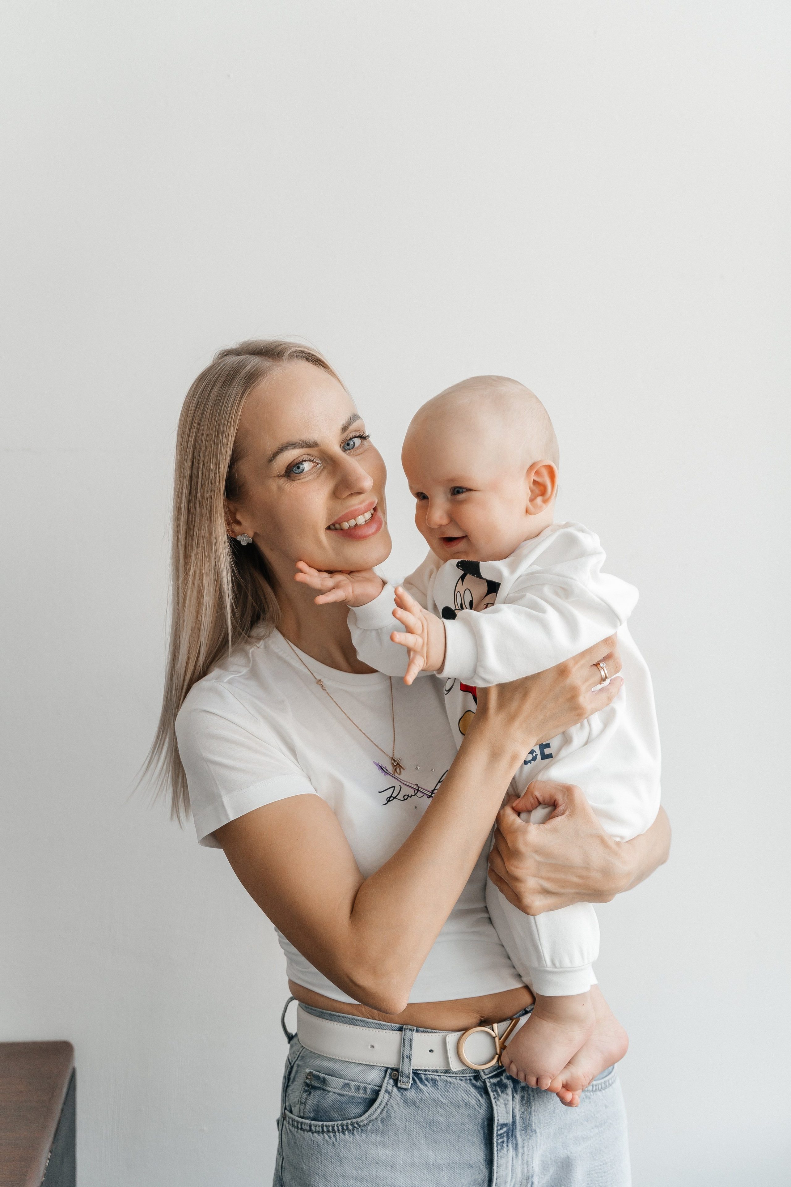 Саша, Юля и Лев. Волик Мария