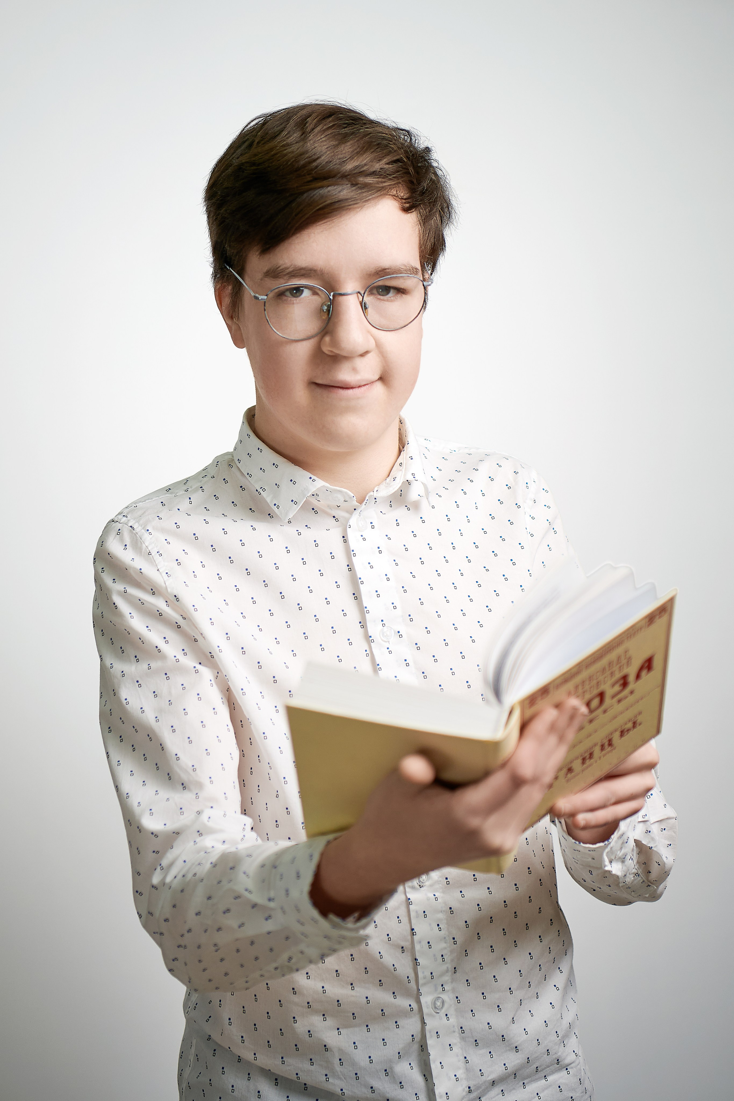 Выпускные альбомы. 9-й класс. Ольга Чёкотова (Фотограф Кострома)