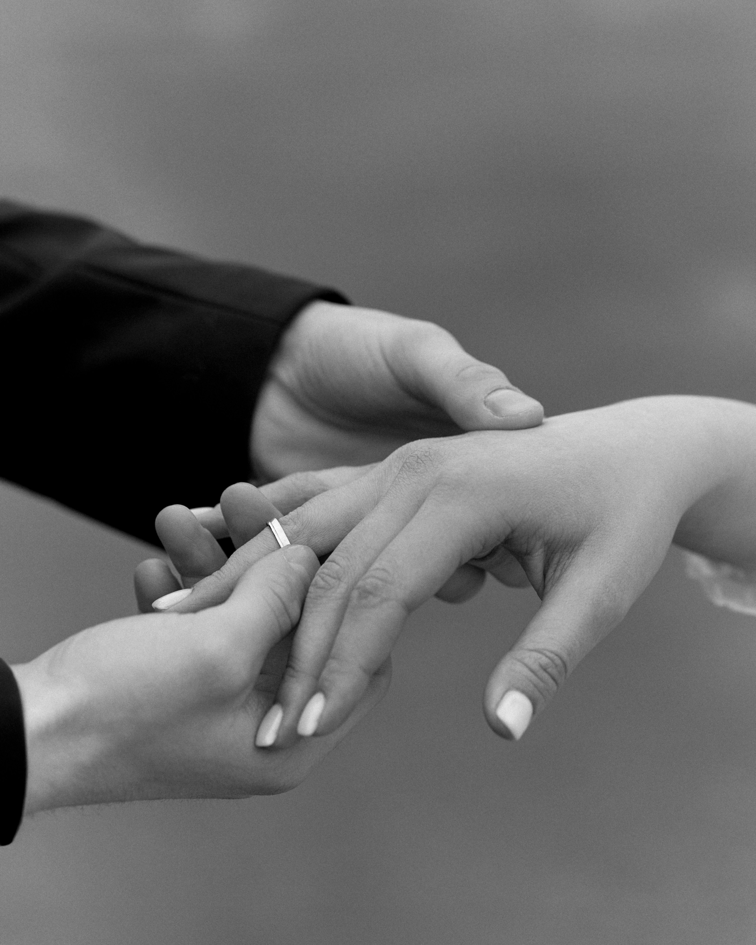 Свадебная Фотосессия на улицах Питера. Сестры Карабаза. Фотографы и ретушеры в Москве и Санкт-Петербурге