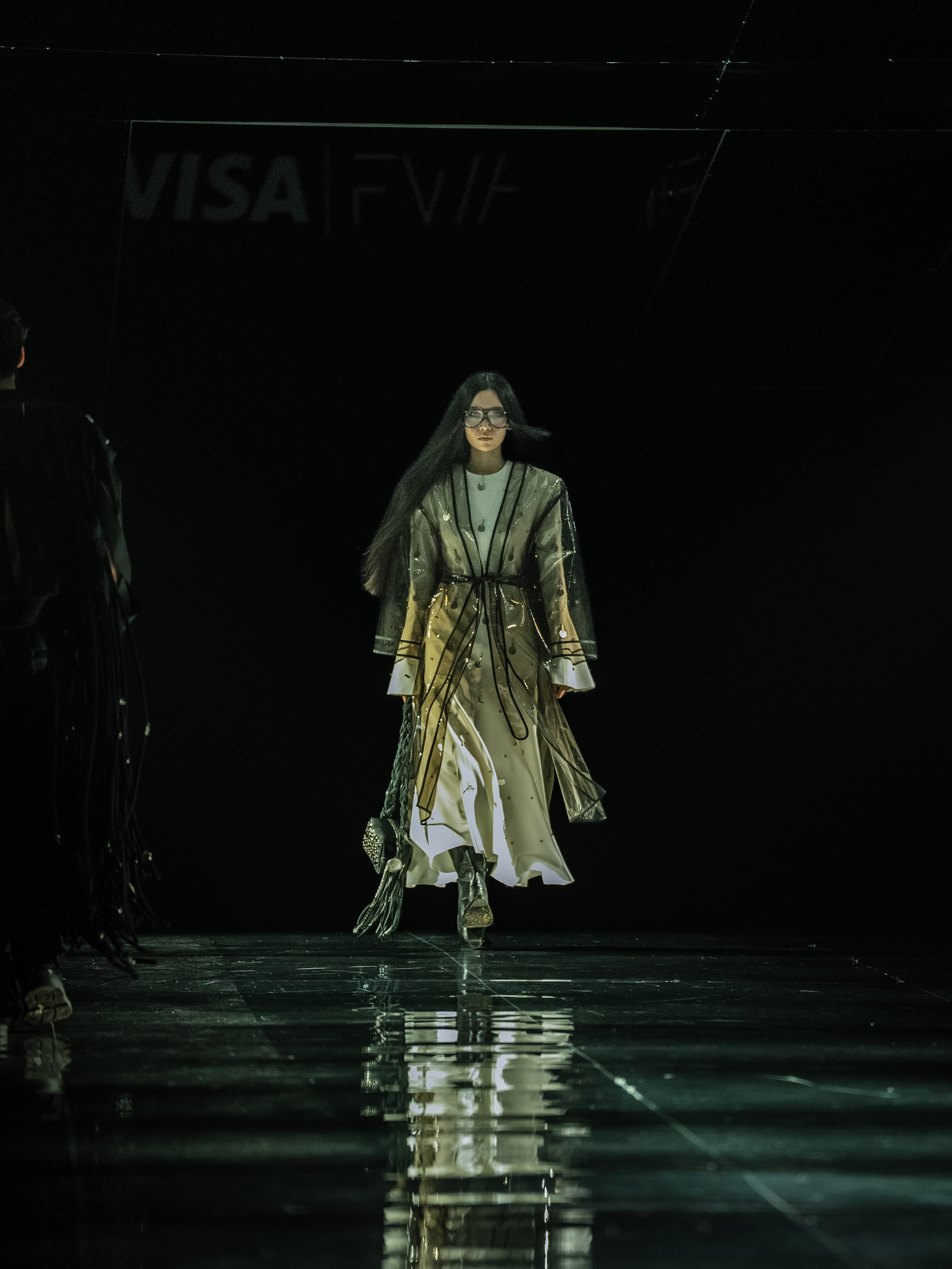Visa Fashion Week Almaty Pre-Fall 2026 April Leonid Zherebtsov. Сайт Алматинского НЮ АРТ, будуар и фэшн фотографа Дениса Карпенко