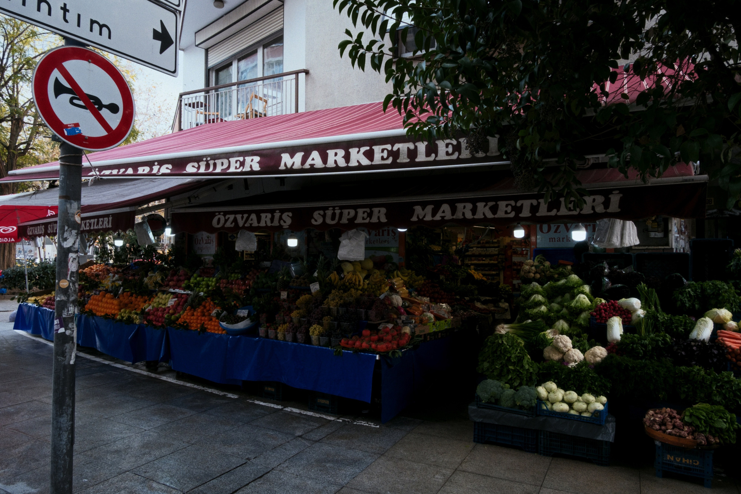 Kadikoy x Moda, Istanbul / Türkey AW25. Фотограф Юрин Евгений