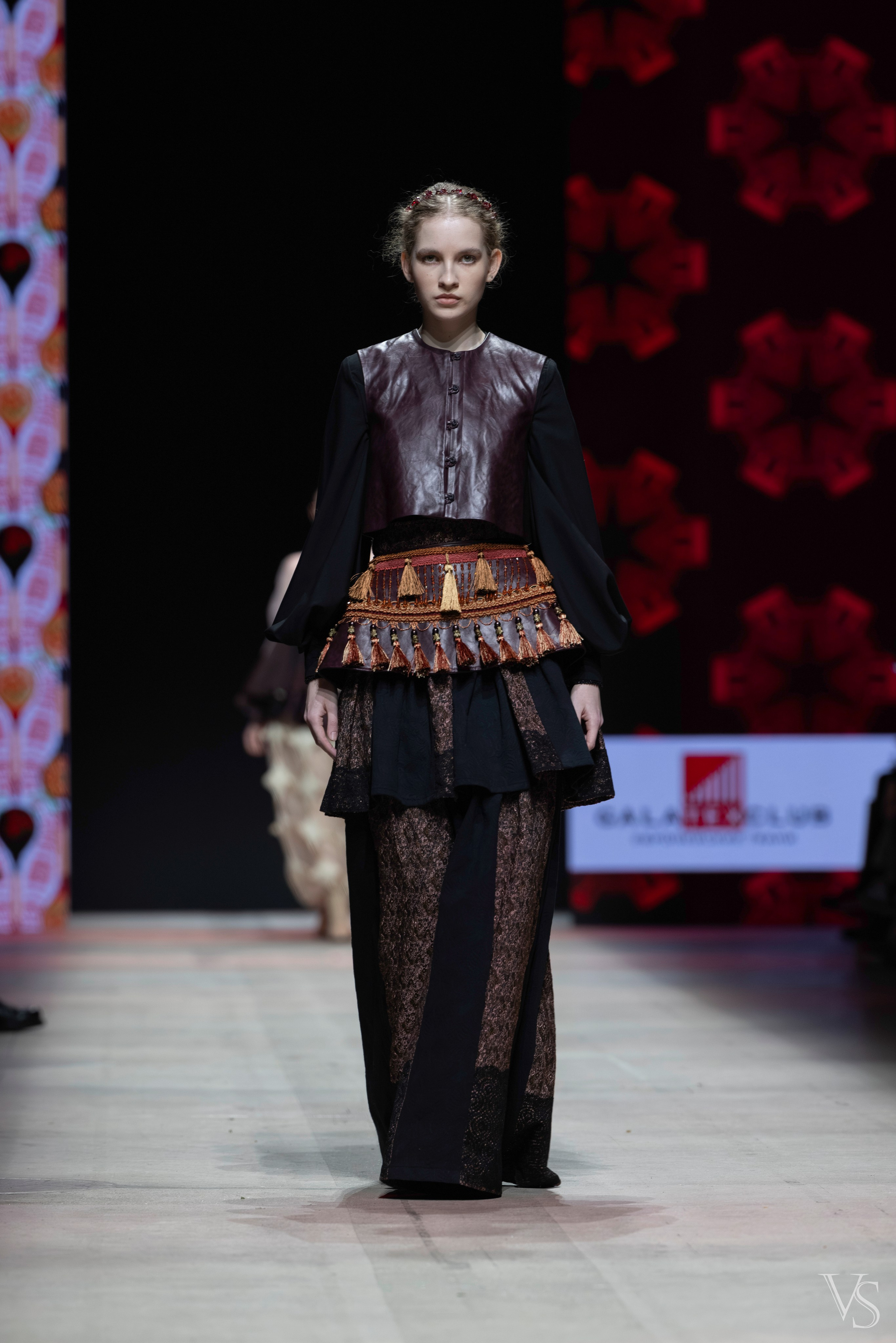 Неделя Российской моды. Манеж. РГУ Косыгина. Фотограф Виктор Степанов