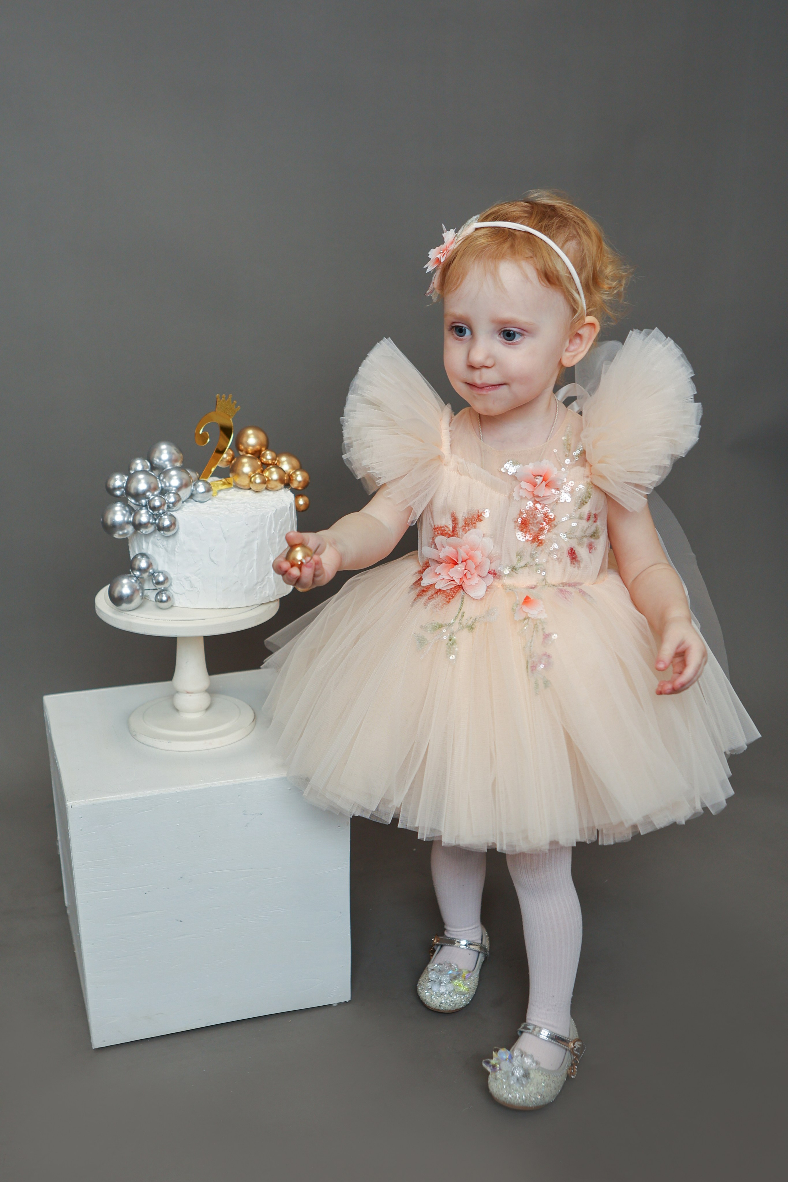 Одежда фотостудии. Фотограф новорожденных. Детский и семейный фотограф Марьяна Юдина