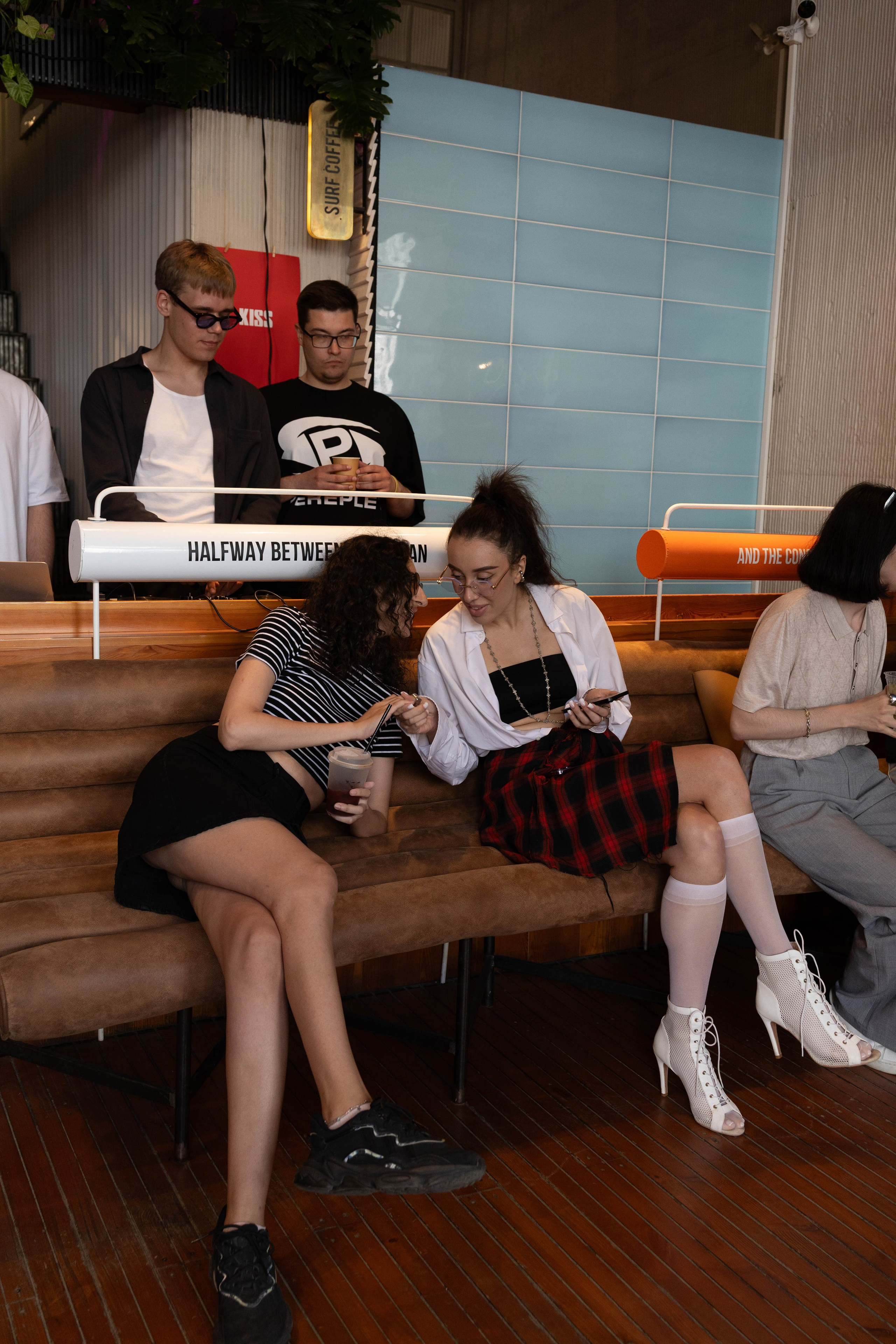 Утренняя вечеринка в Surf