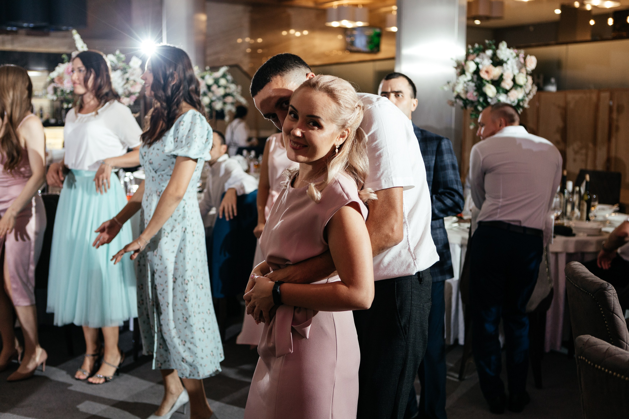 Свадебный фотограф Уфа — Руслан ГабдлисламовЖивые эмоции, красивые кадры, воспоминания на всю жизнь.Работаю по всей Республике Башкортоста. Свадебный фотограф Уфа Руслан Габдлисламов