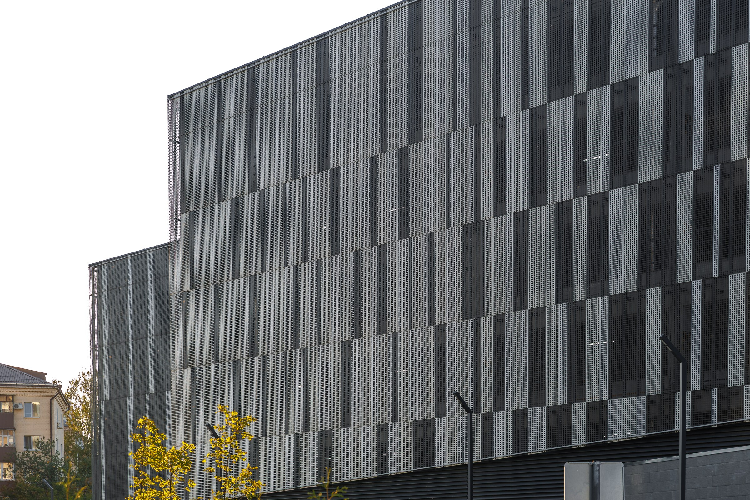 Парковка. Нонский Руслан, фотограф Казань. Архитектурная и интерьерная съемка, работаю по всей России