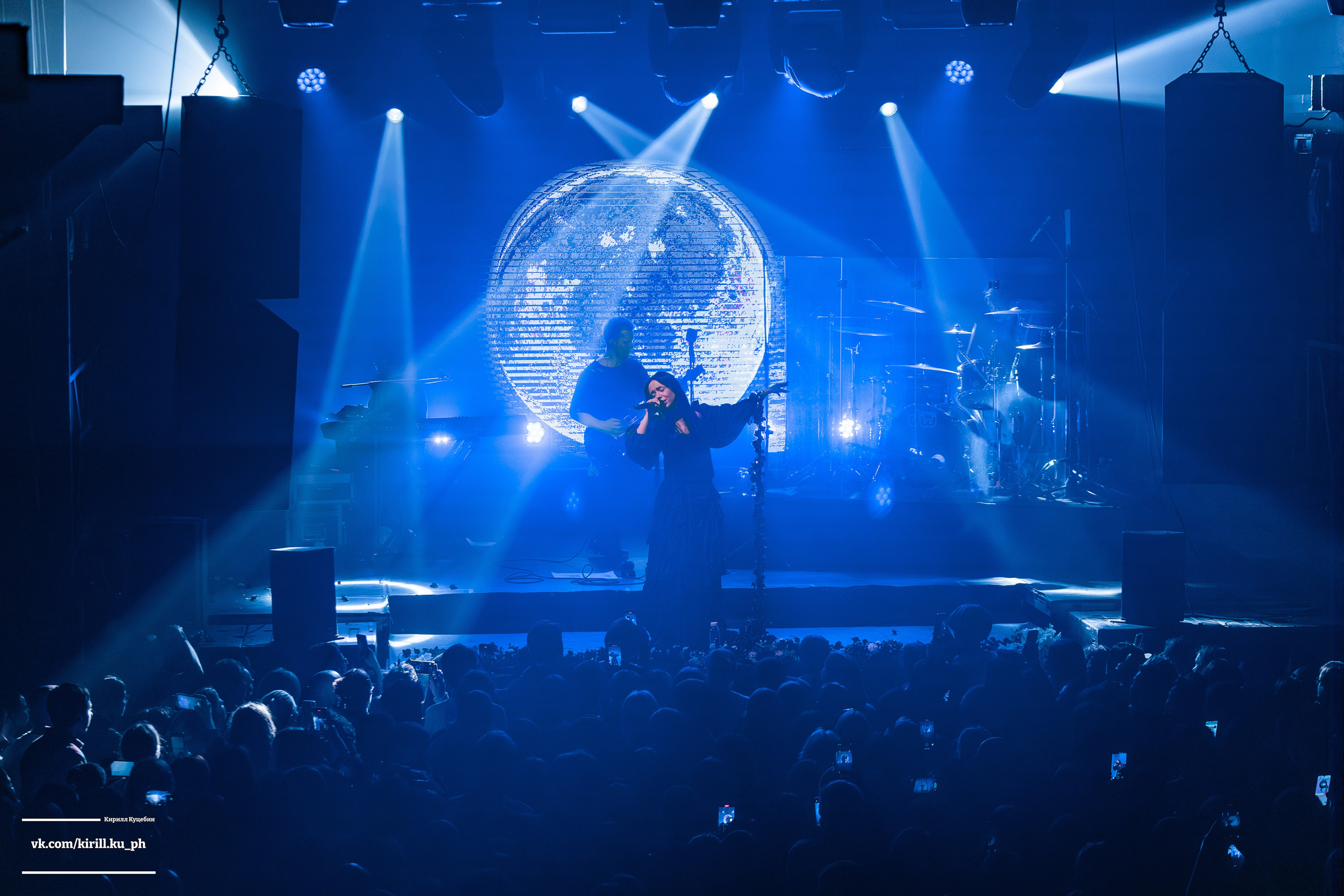 Концерт polnalyubvi в клубе Фабрика, Екатеринбург. Репортажный фотограф Екатеринбург | Яркий, качественный репортаж | Концерты, клубы, репортаж, праздники, корпоративы