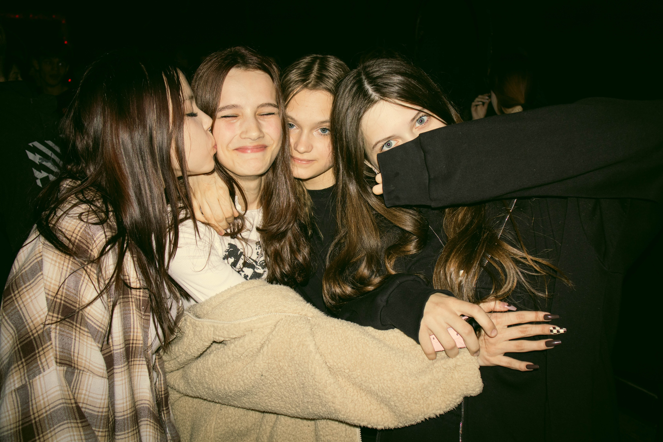 MOSHPIT. Фотограф и видеограф в Бугульме Аня Трутнева