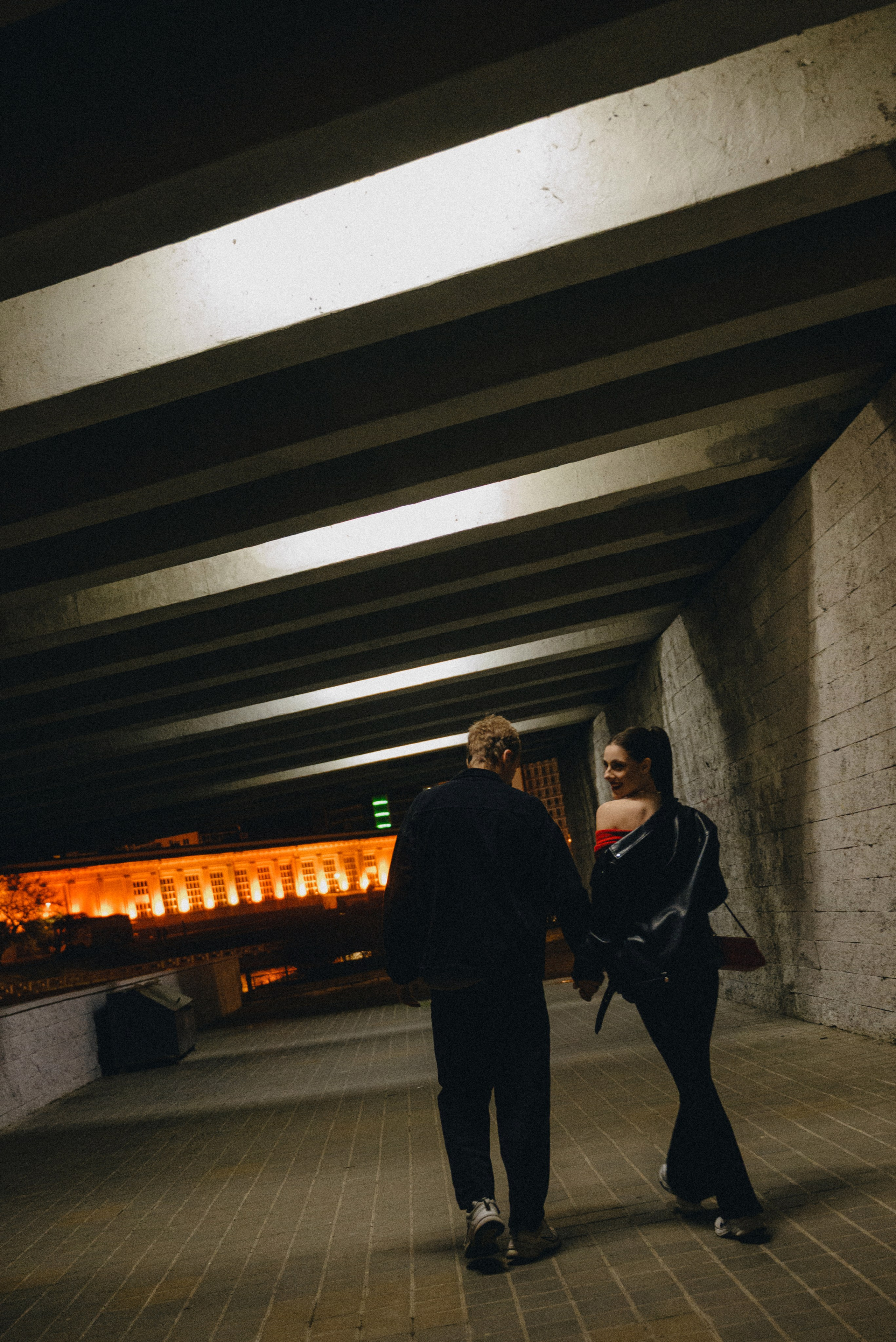 Любовь в ночном городе. Свадебный и портретный фотограф в Минске Наташа Каракулова