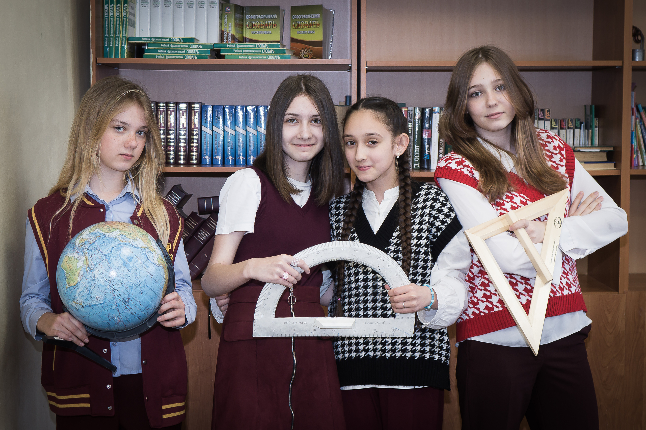 Школа № 88 (Нижний Новгород). Фотосъемка в детском саду и школе. Фотоальбомы и фотокниги ВЫПУСКНИК